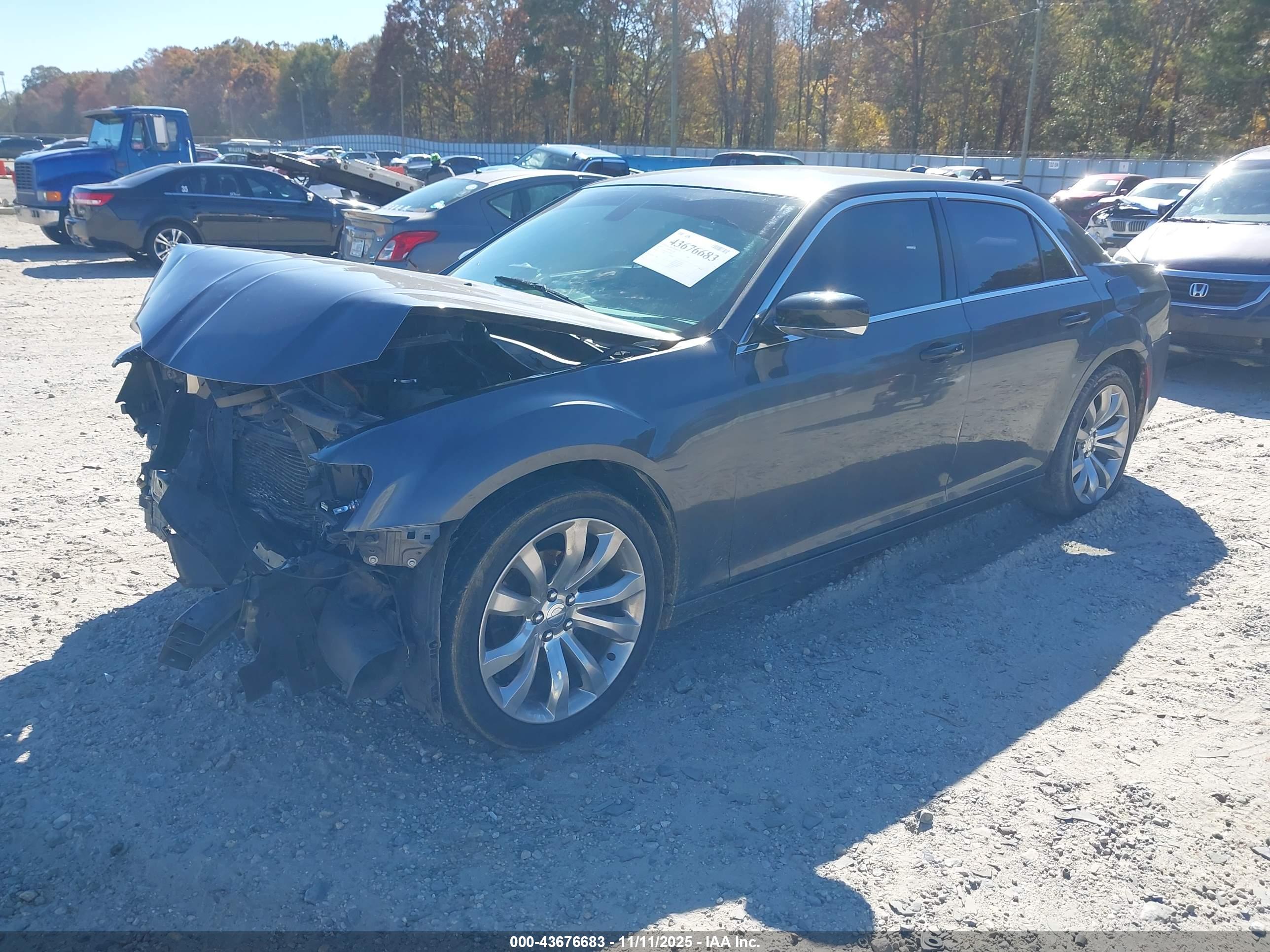 CHRYSLER 300 image 2