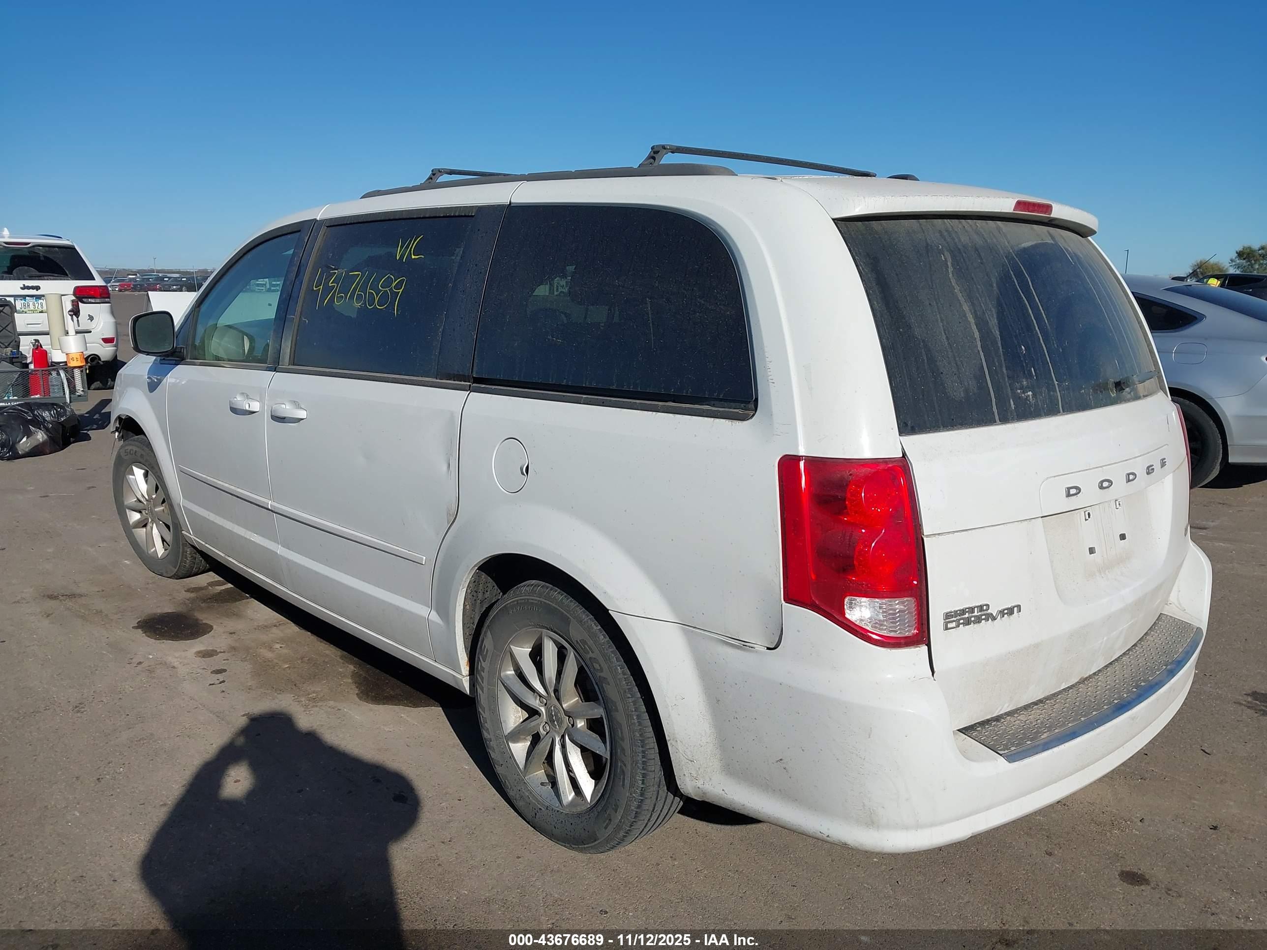 DODGE GRAND image 3
