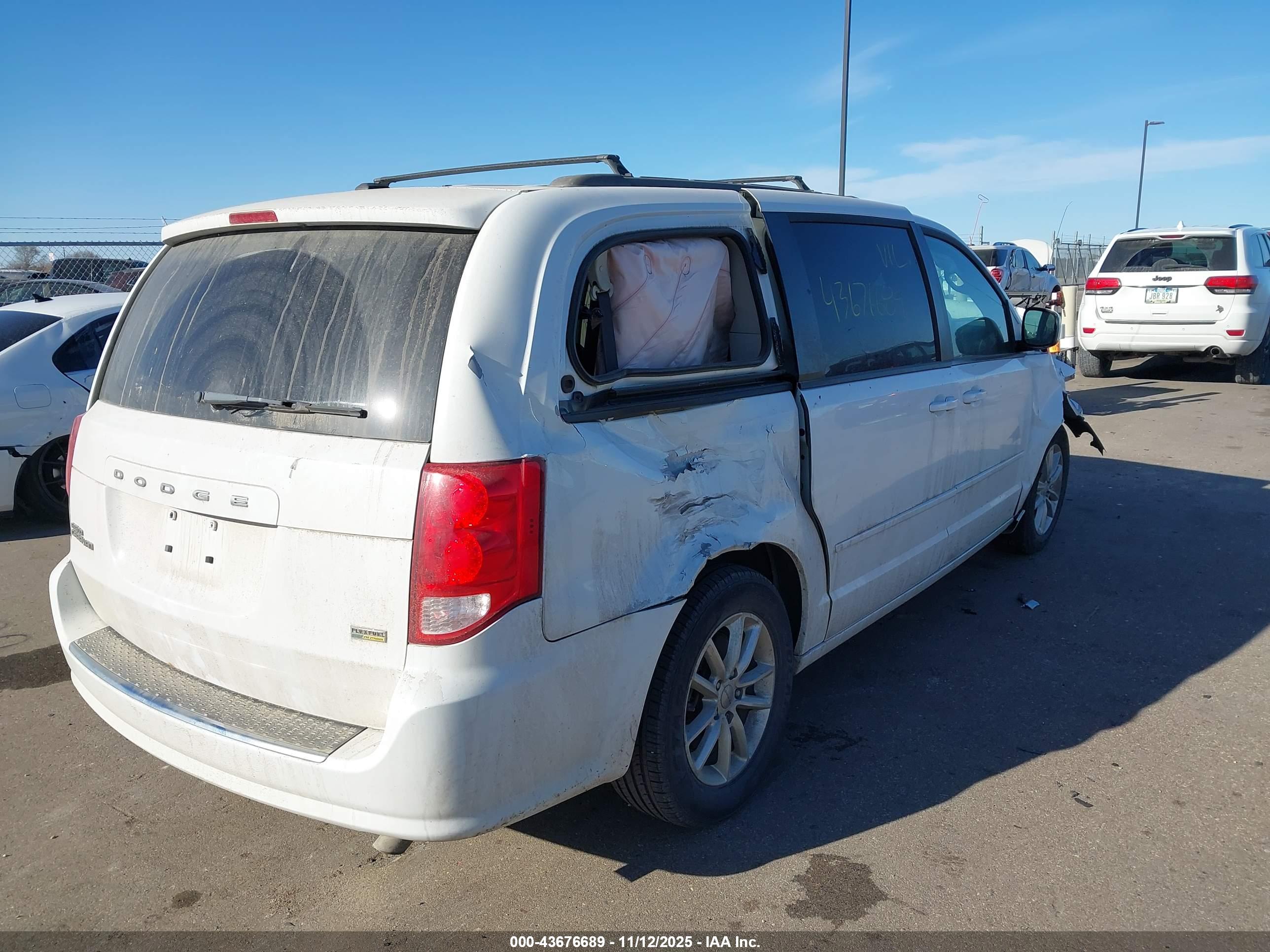 DODGE GRAND image 4