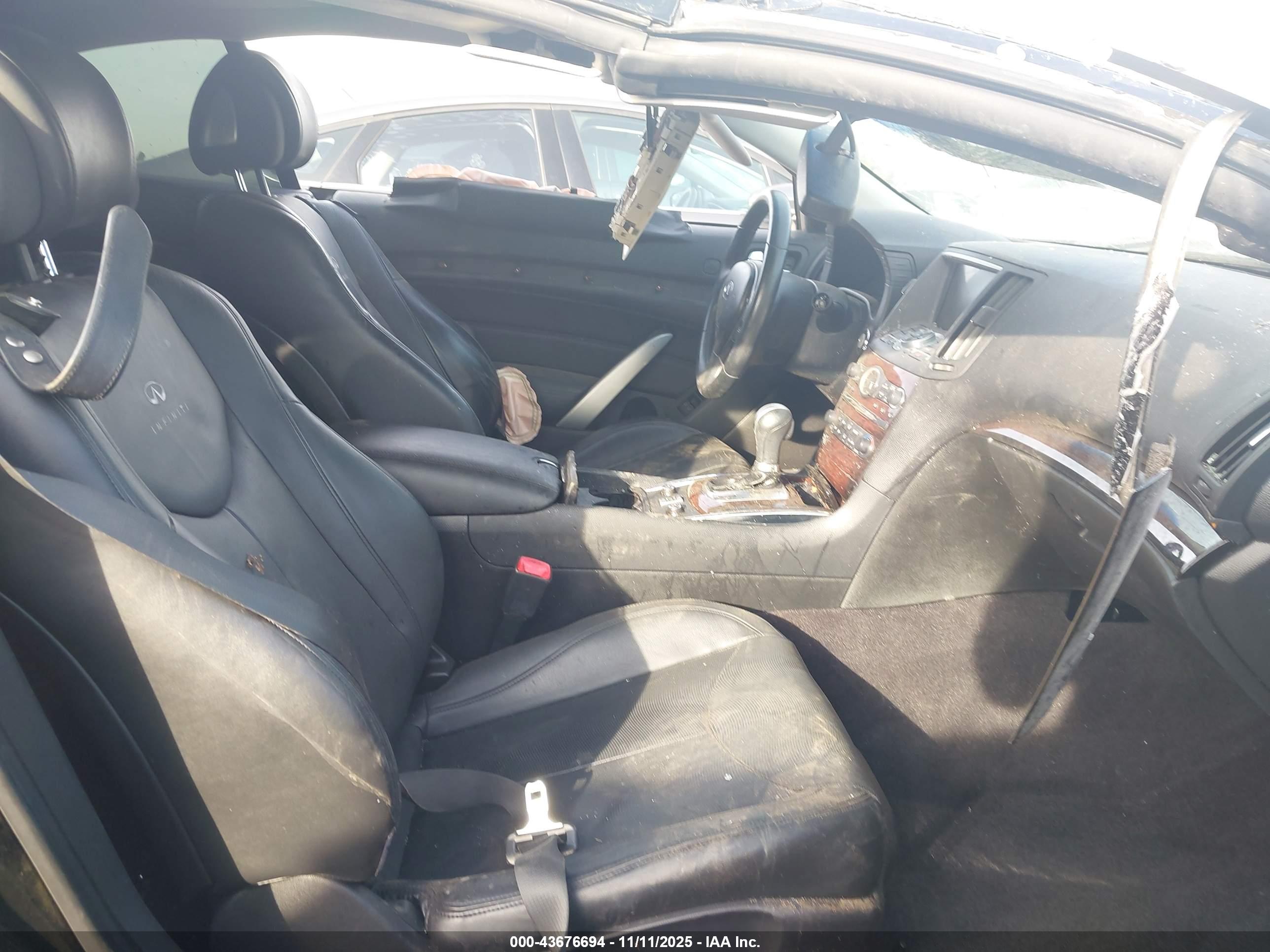 INFINITI G37 image 5
