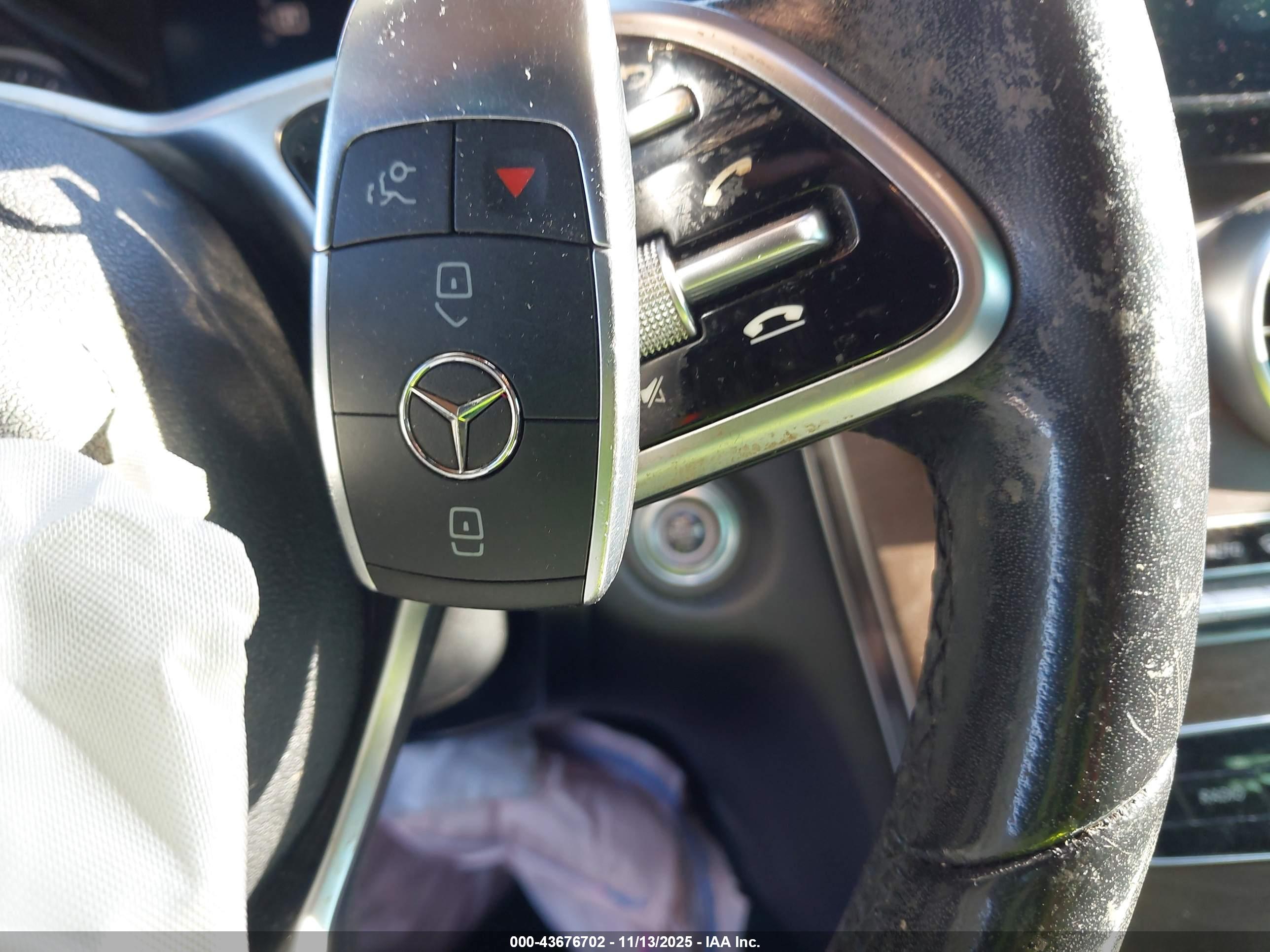 MERCEDES-BENZ C image 11