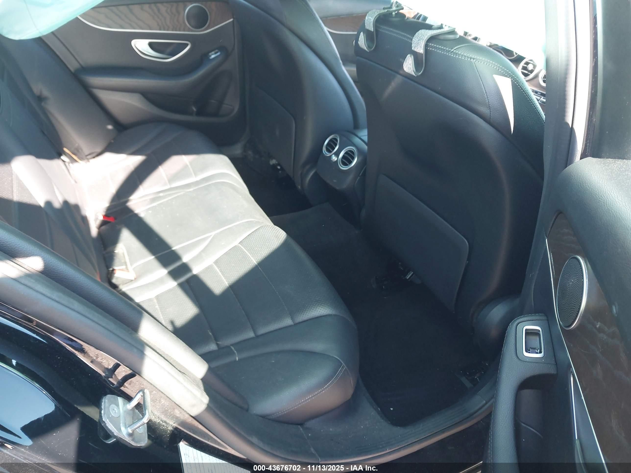 MERCEDES-BENZ C image 8