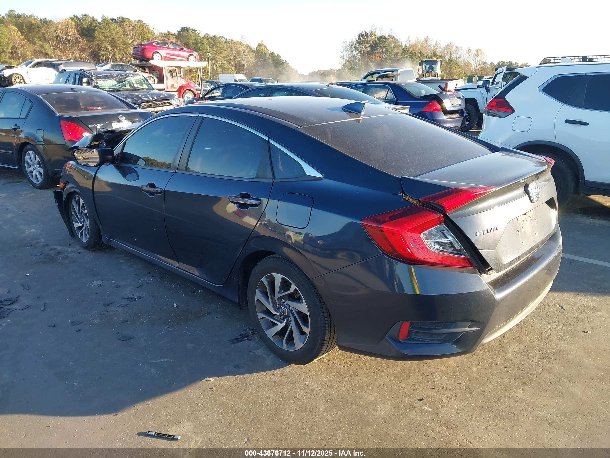 HONDA CIVIC image 3