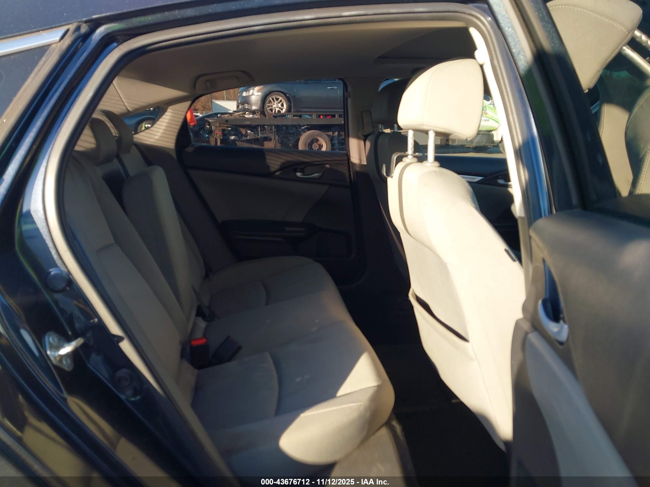 HONDA CIVIC image 8