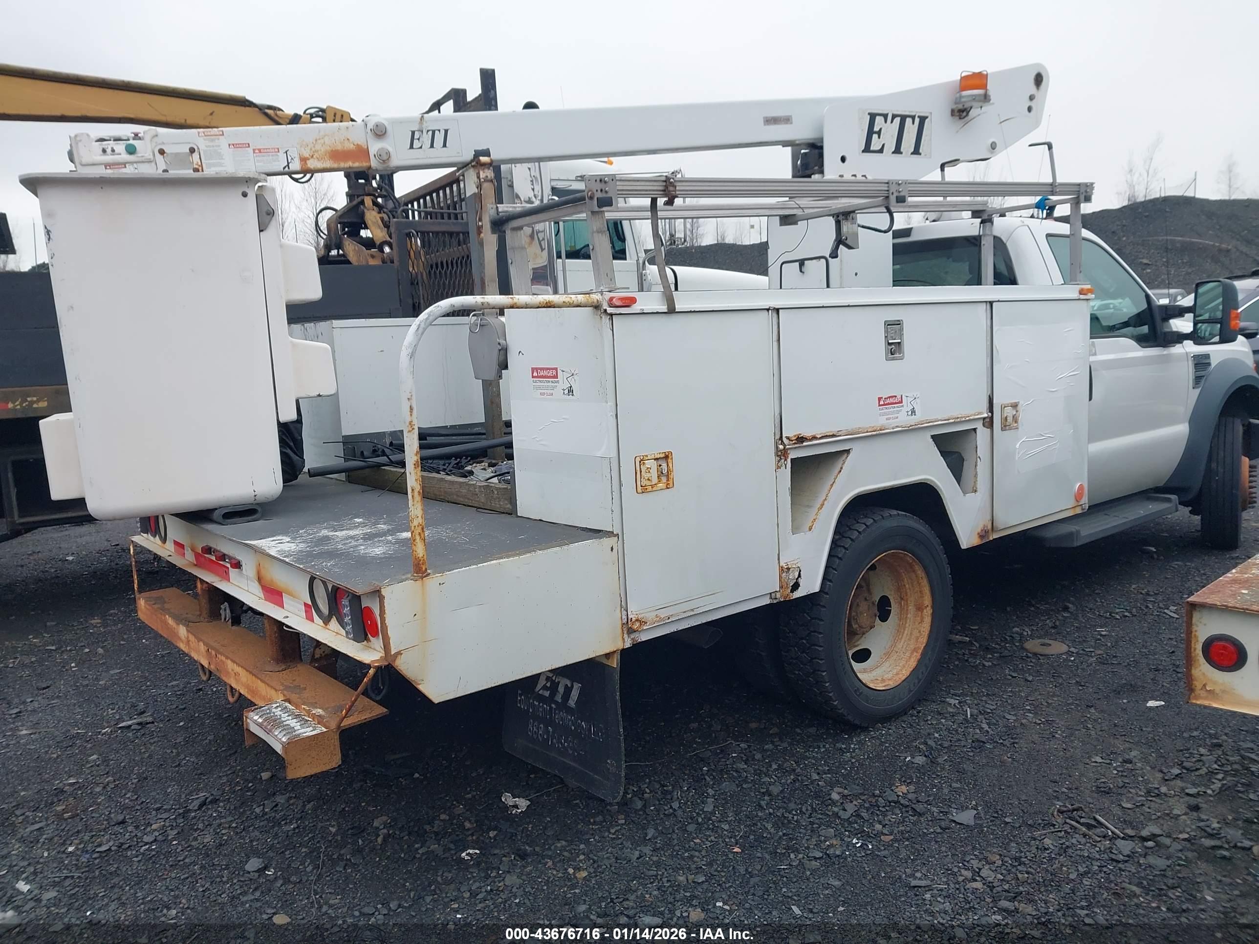 FORD F-450 image 4