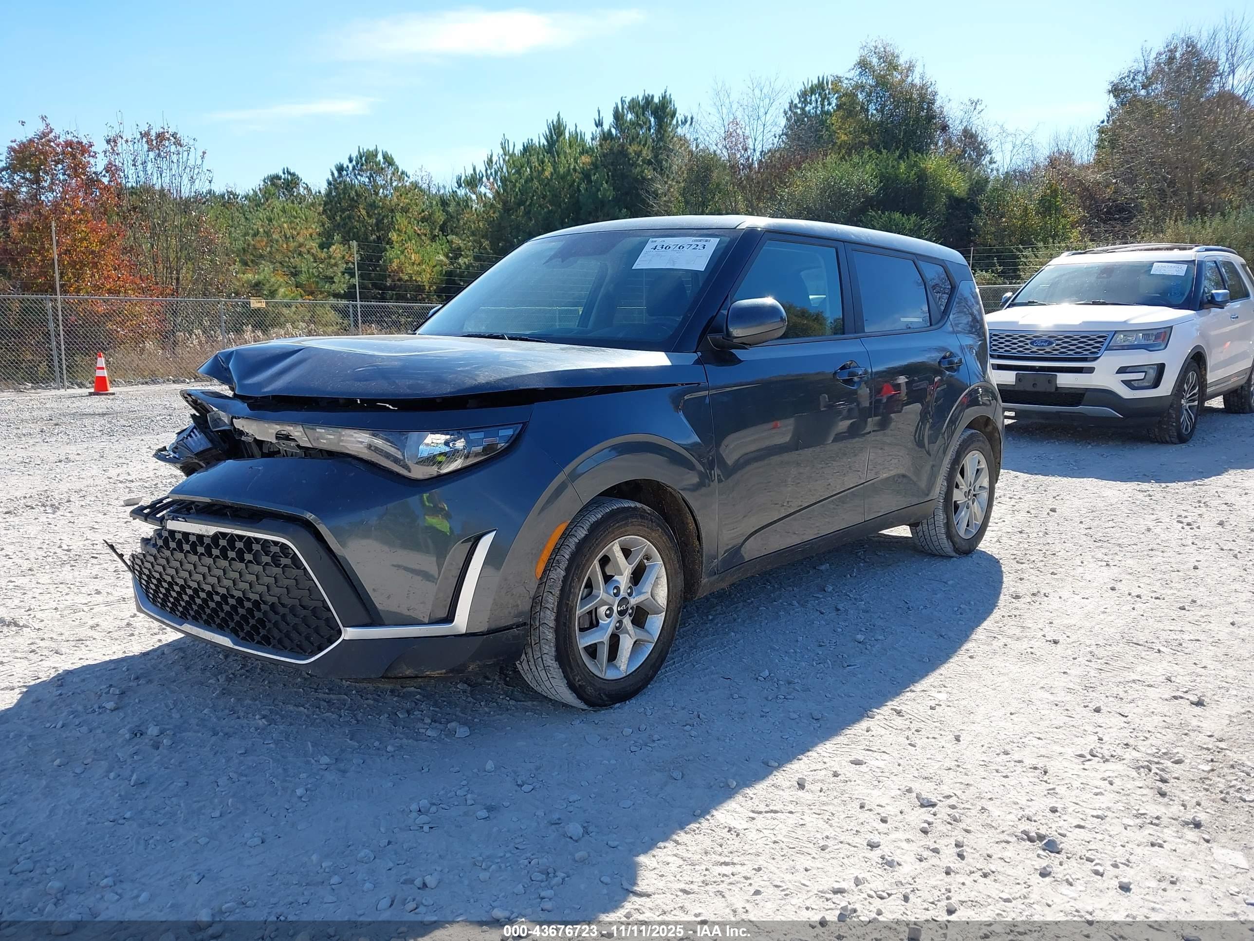 KIA SOUL image 2
