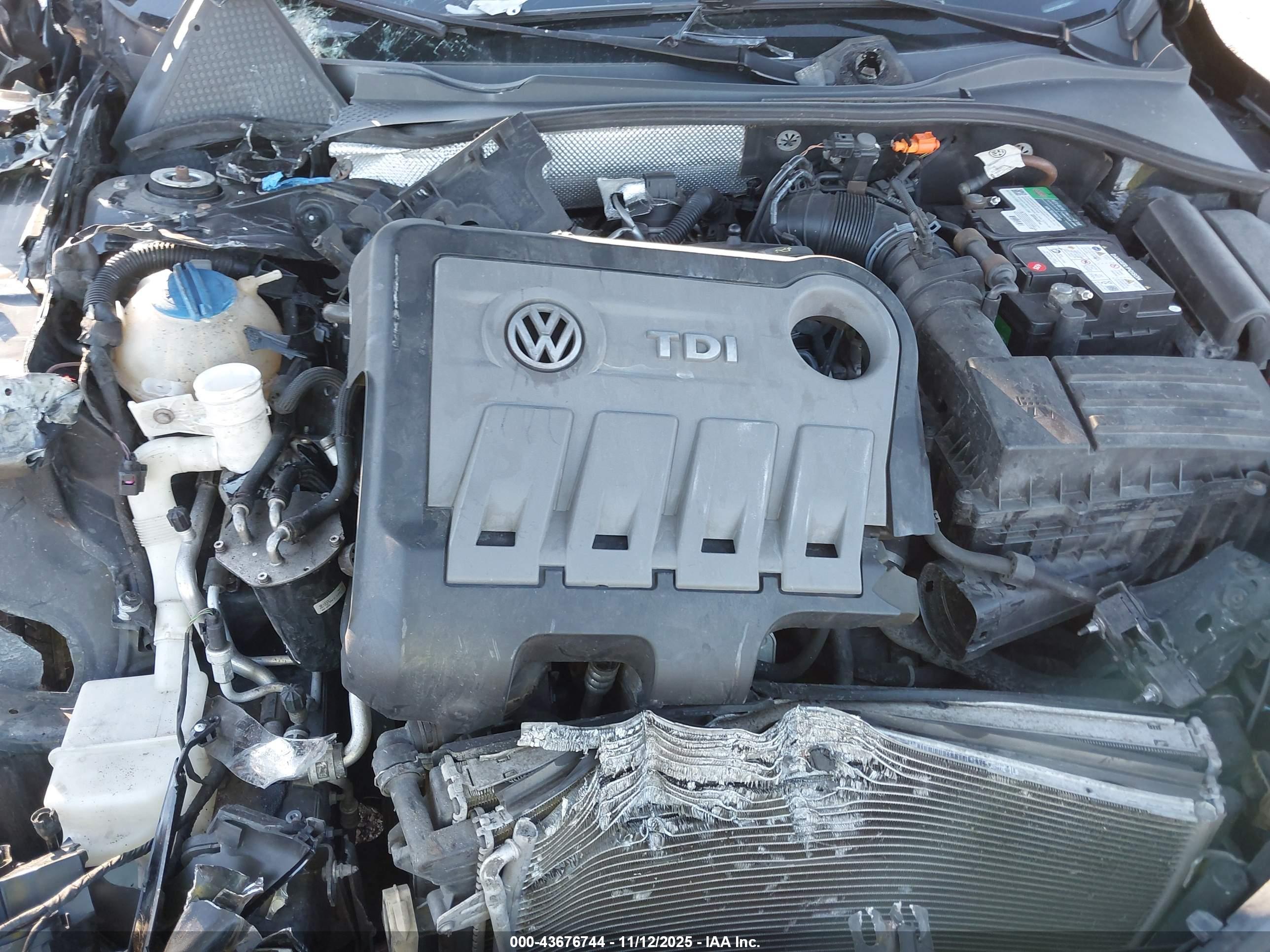 VOLKSWAGEN PASSAT image 10