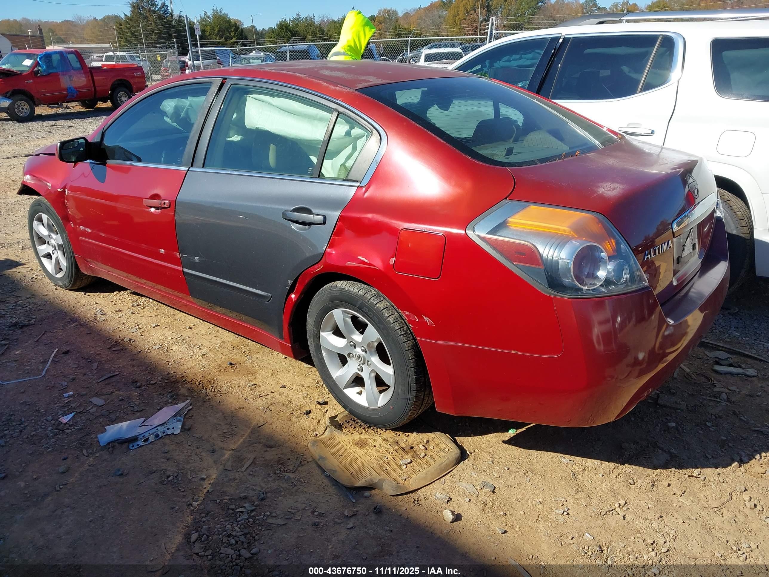 NISSAN ALTIMA image 3