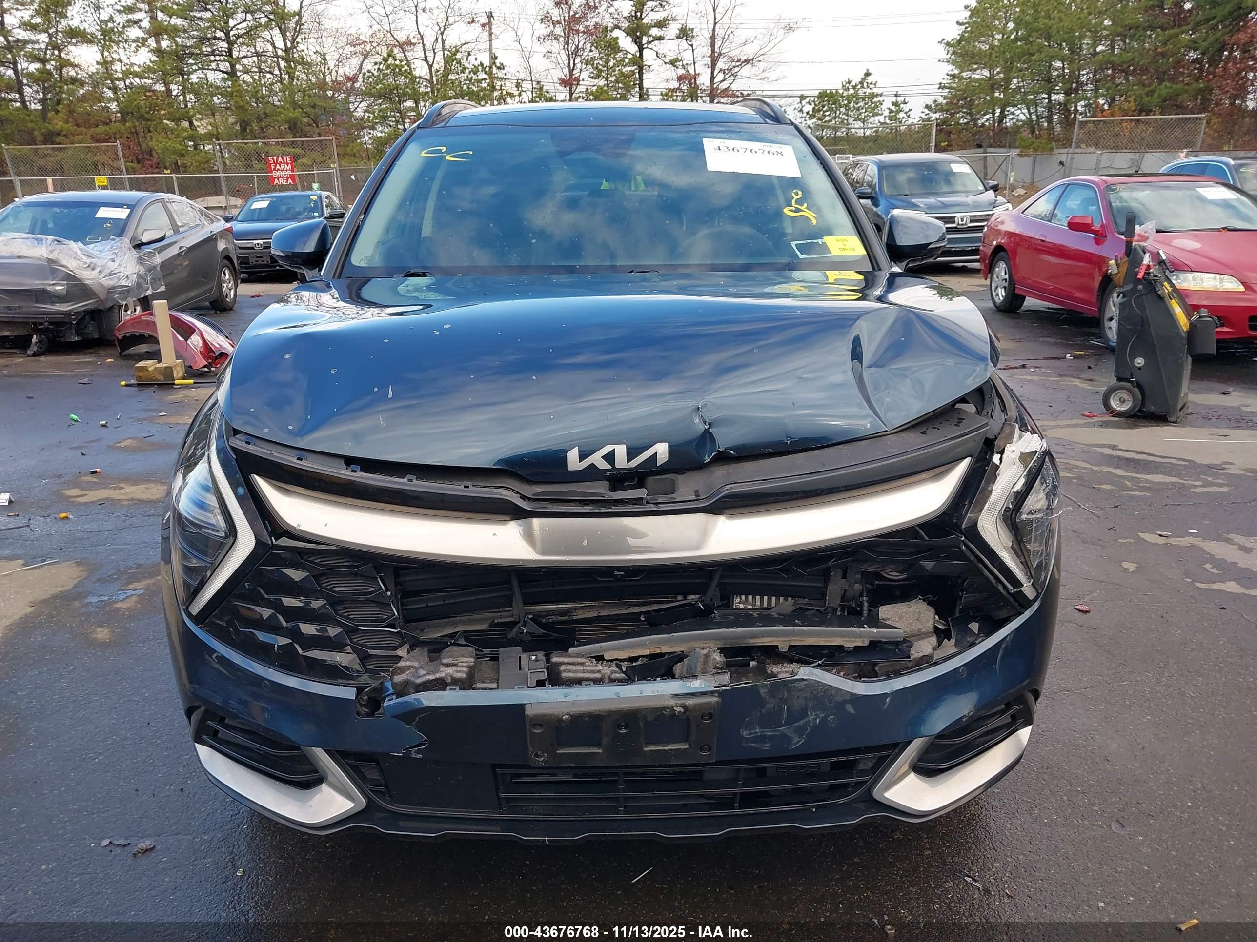 KIA SPORTAGE image 6