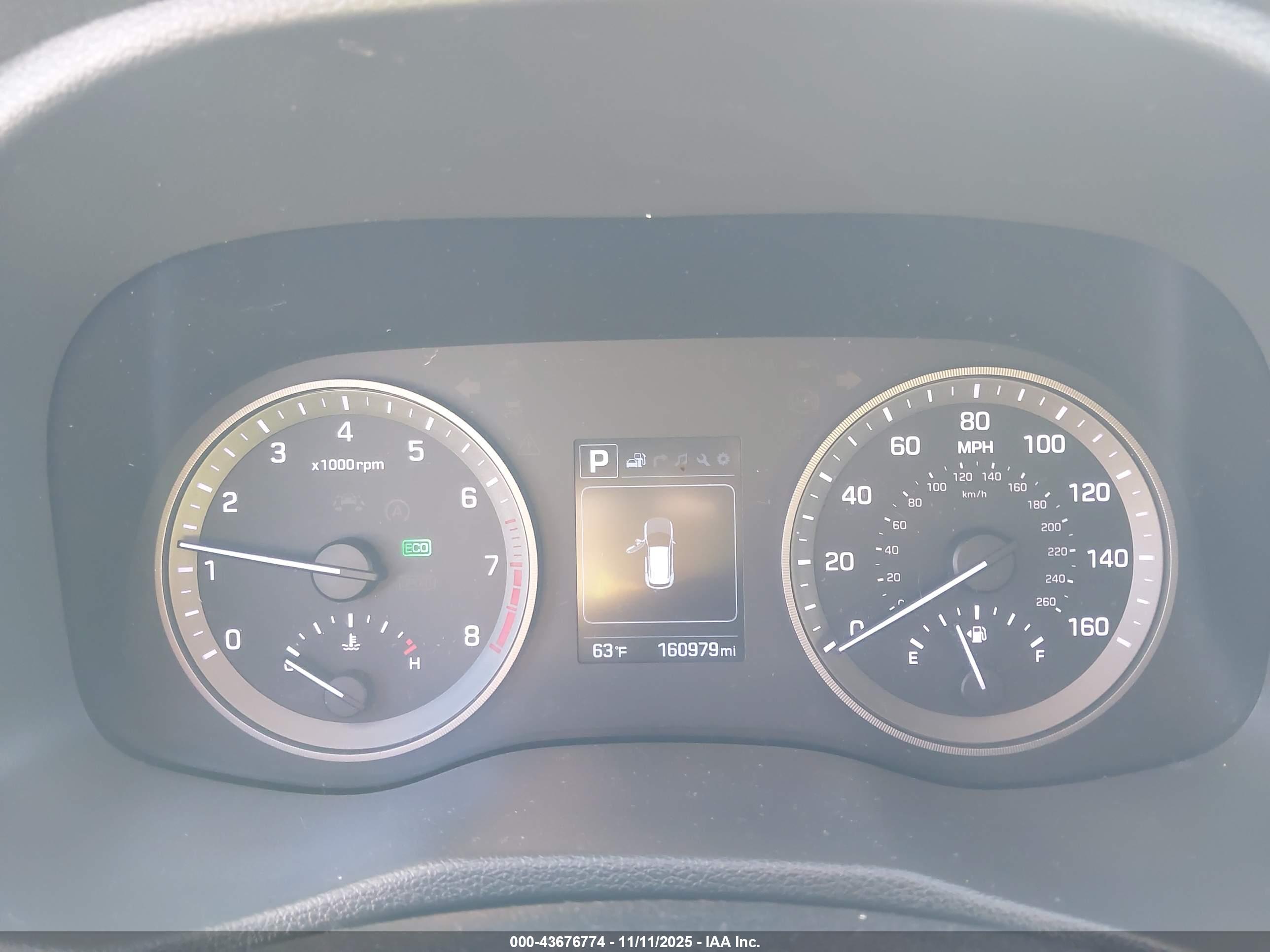 HYUNDAI TUCSON image 7