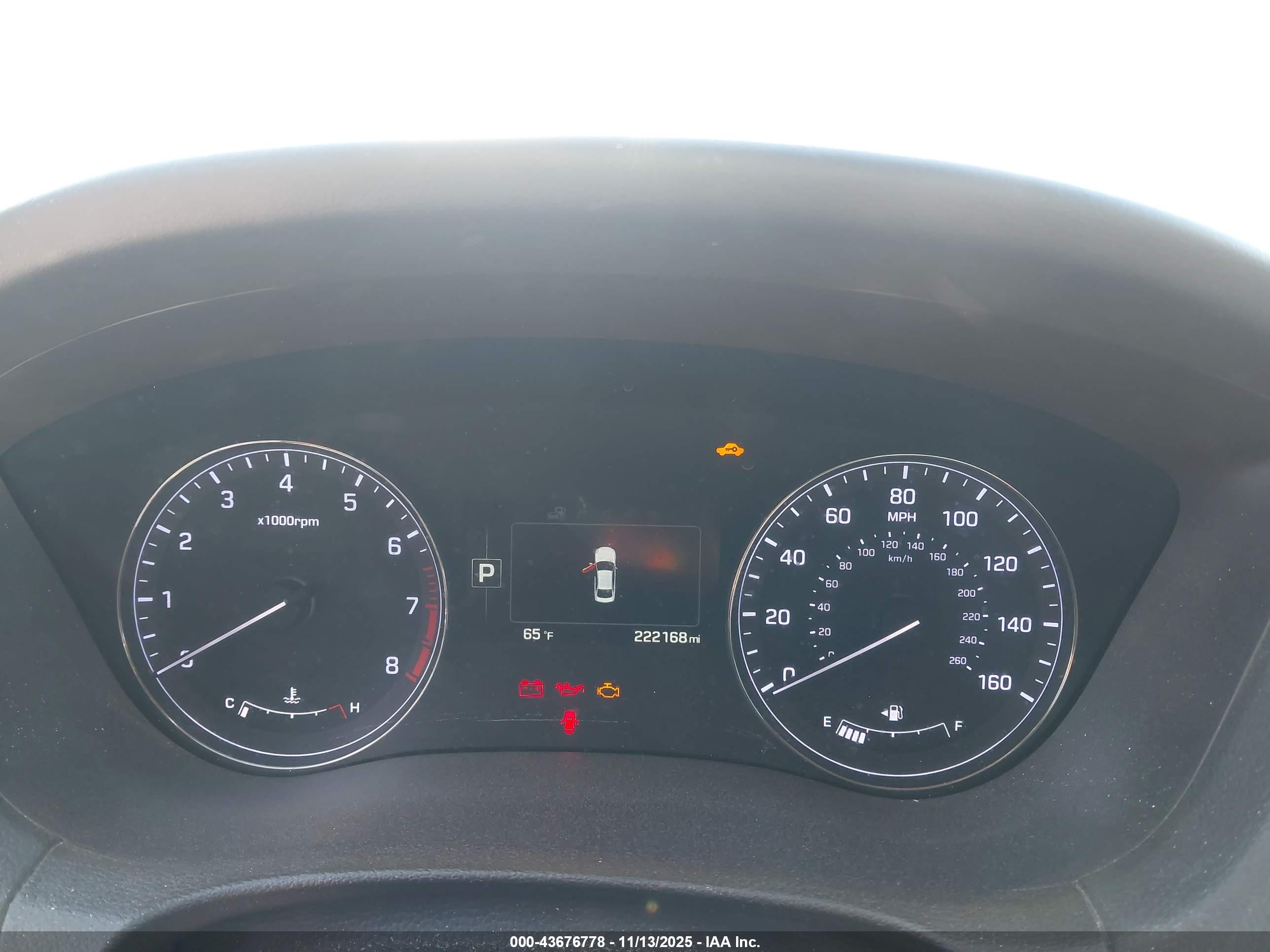 HYUNDAI GENESIS image 7