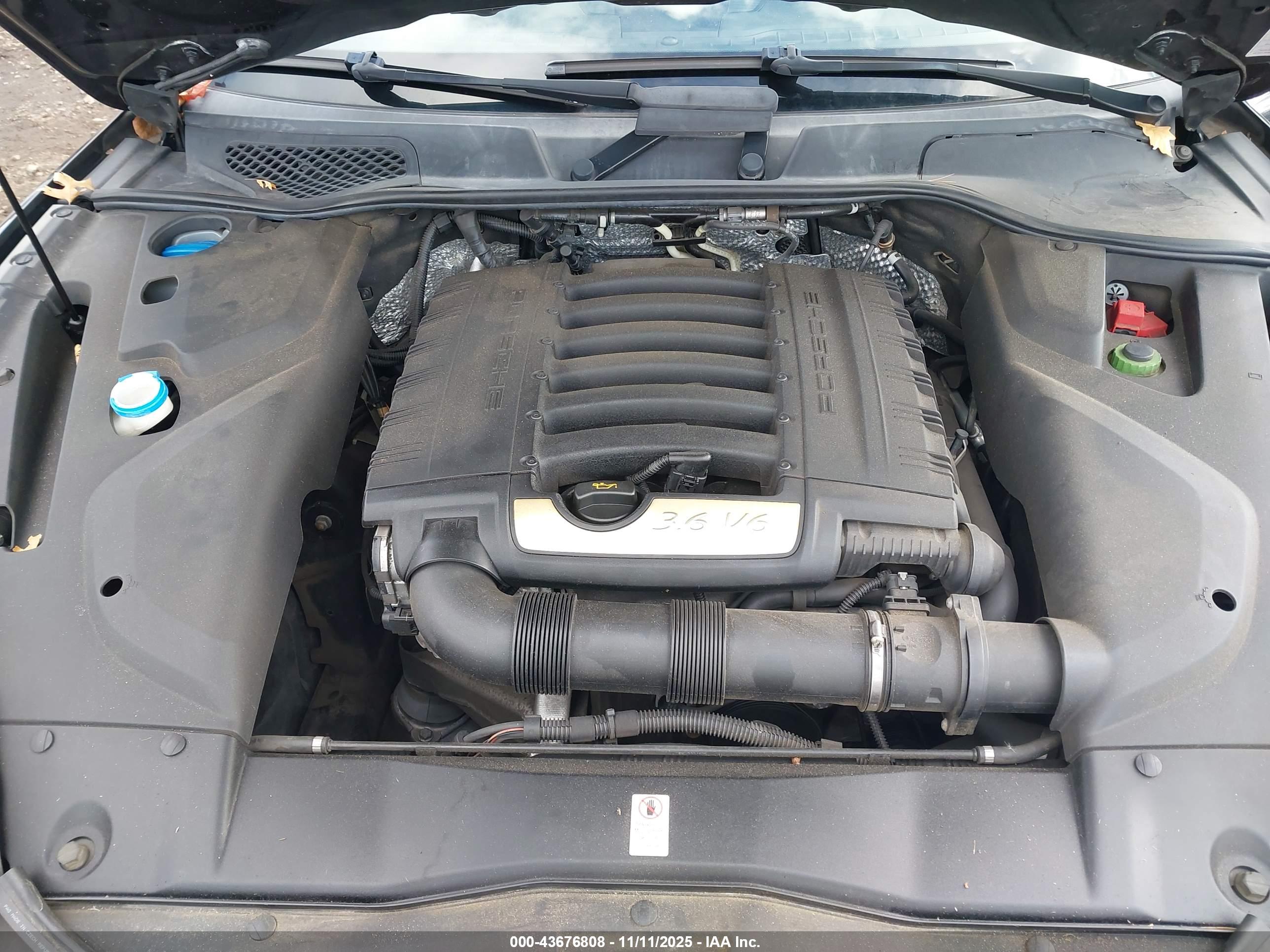 PORSCHE CAYENNE image 10
