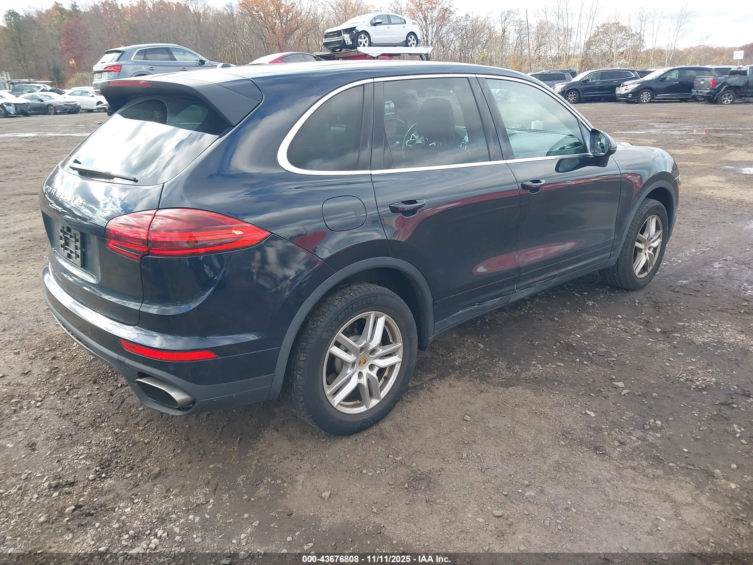 PORSCHE CAYENNE image 4