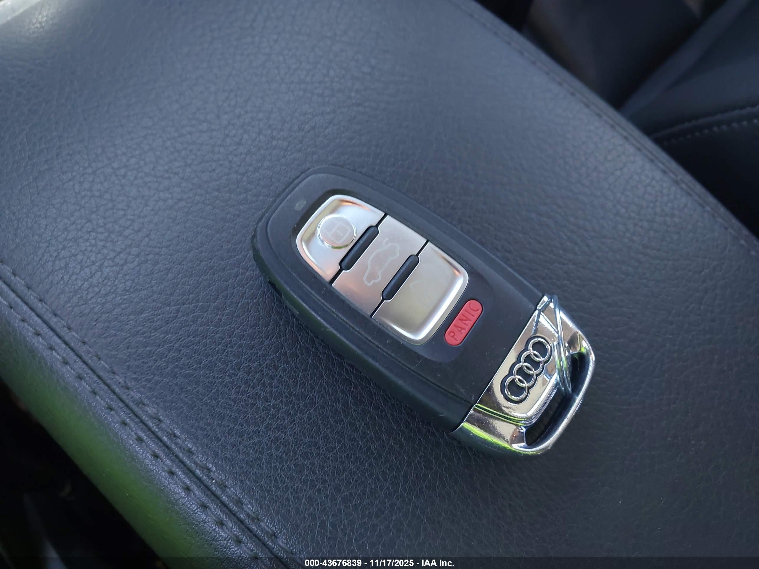 AUDI Q5 image 11