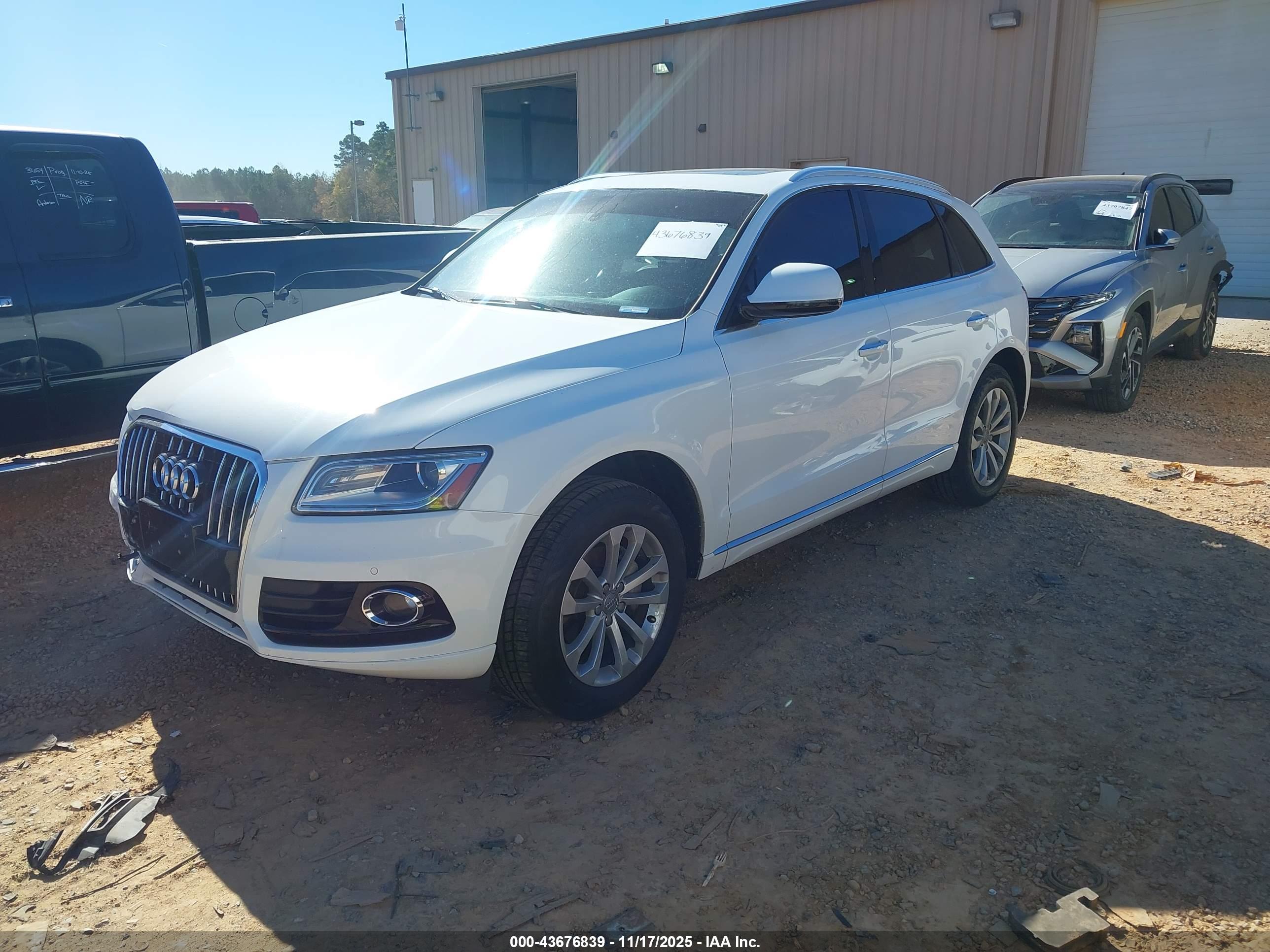 AUDI Q5 image 2