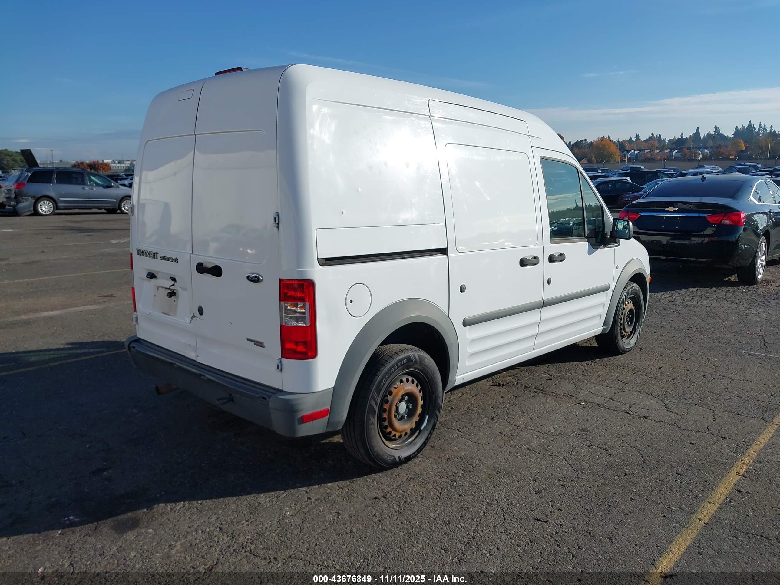 FORD TRANSIT image 4
