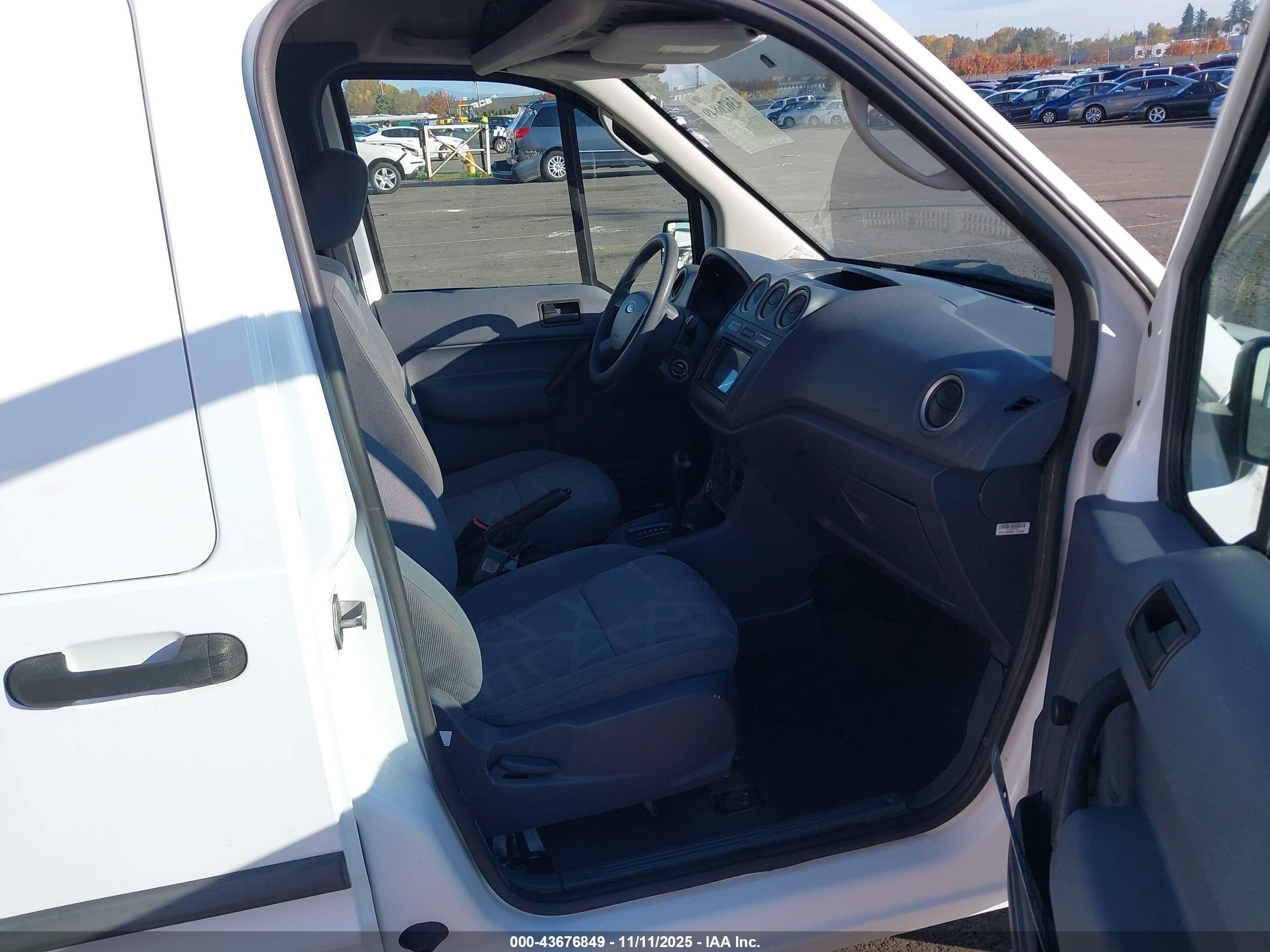 FORD TRANSIT image 5