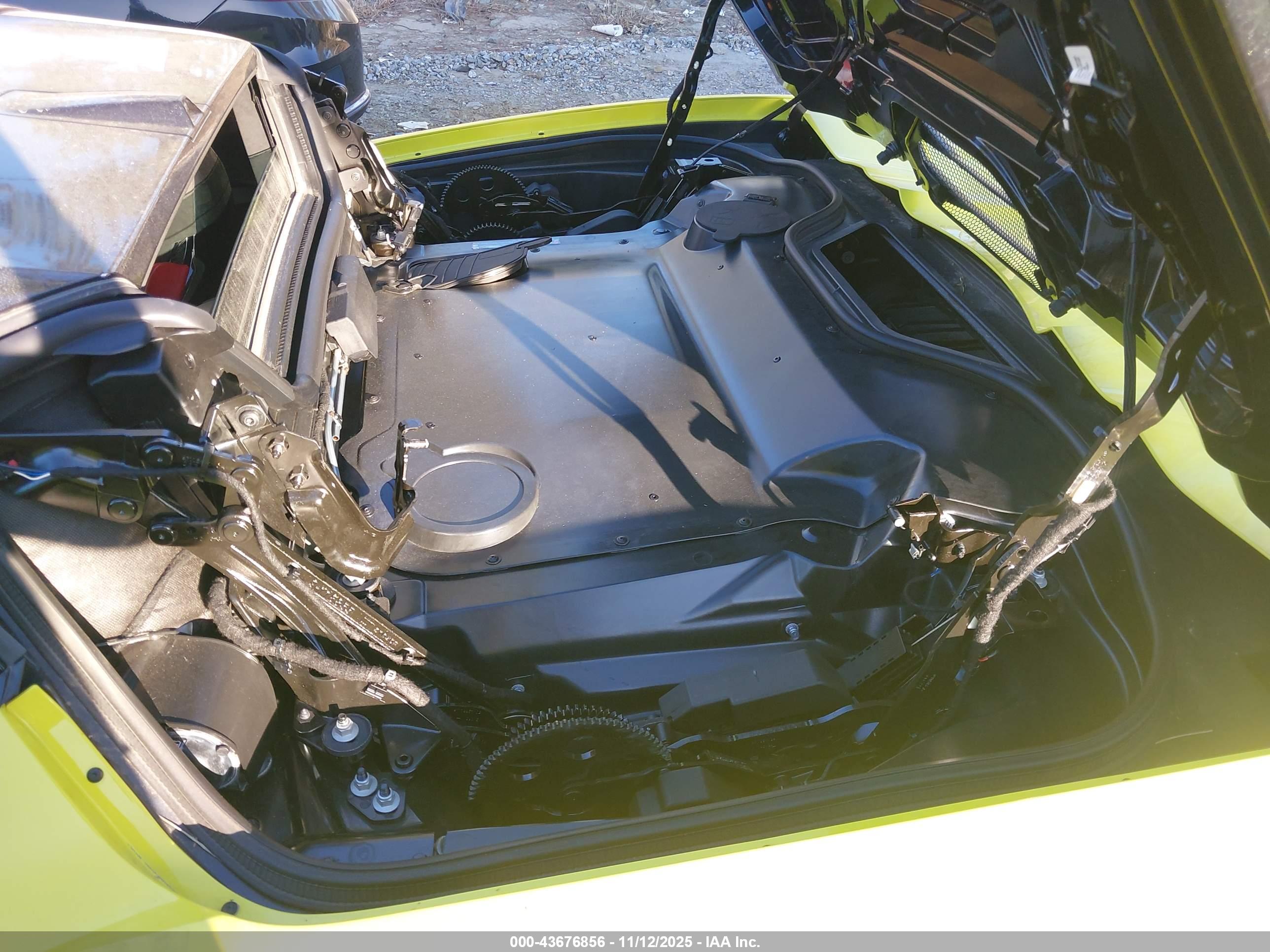 CHEVROLET CORVETTE image 10