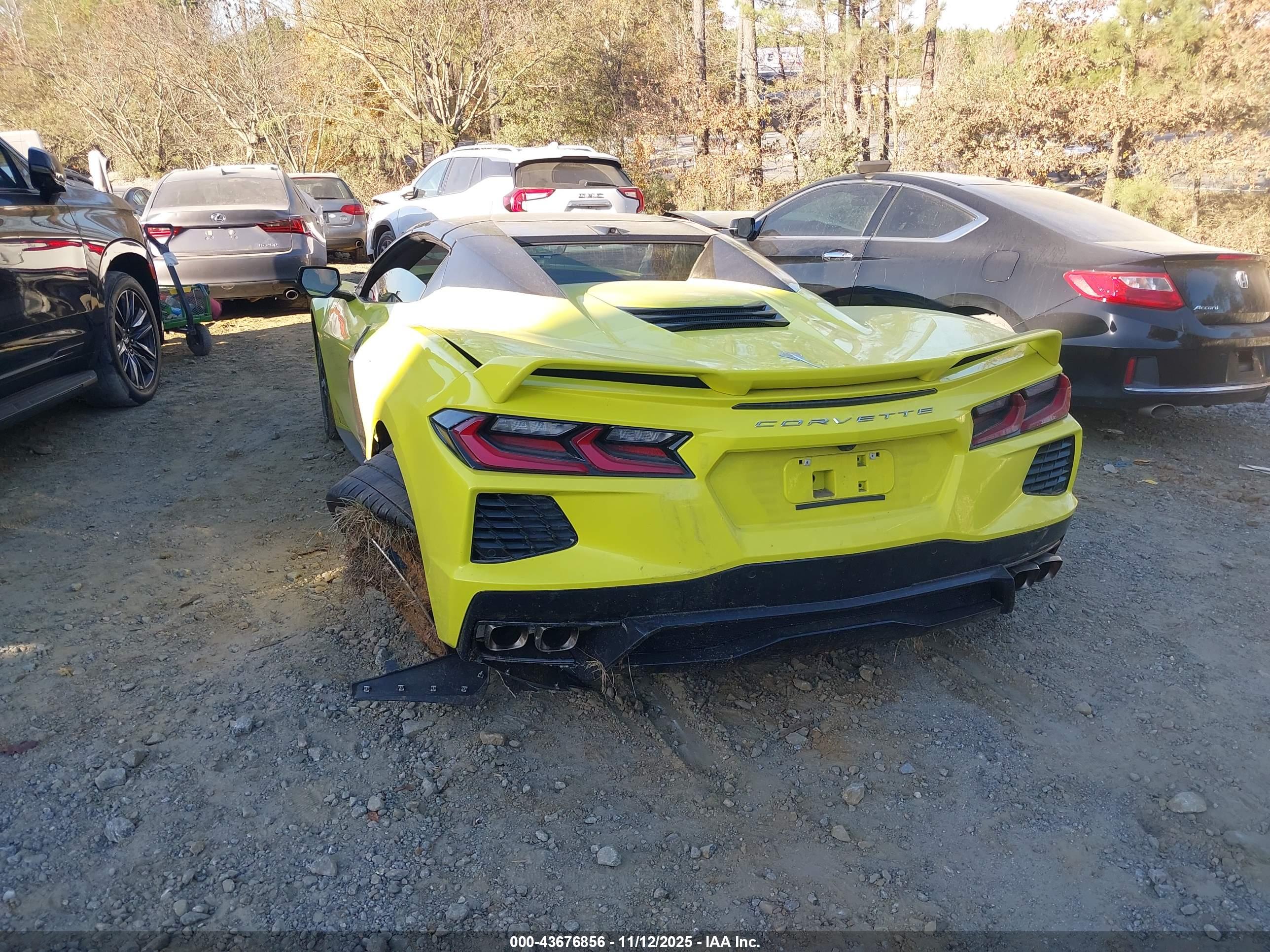 CHEVROLET CORVETTE image 3