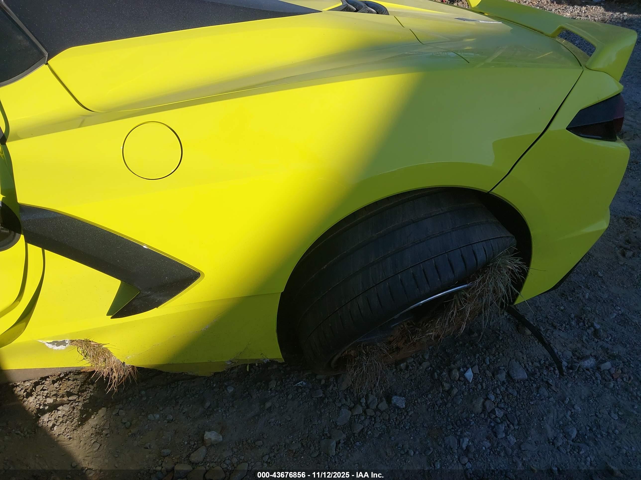 CHEVROLET CORVETTE image 6