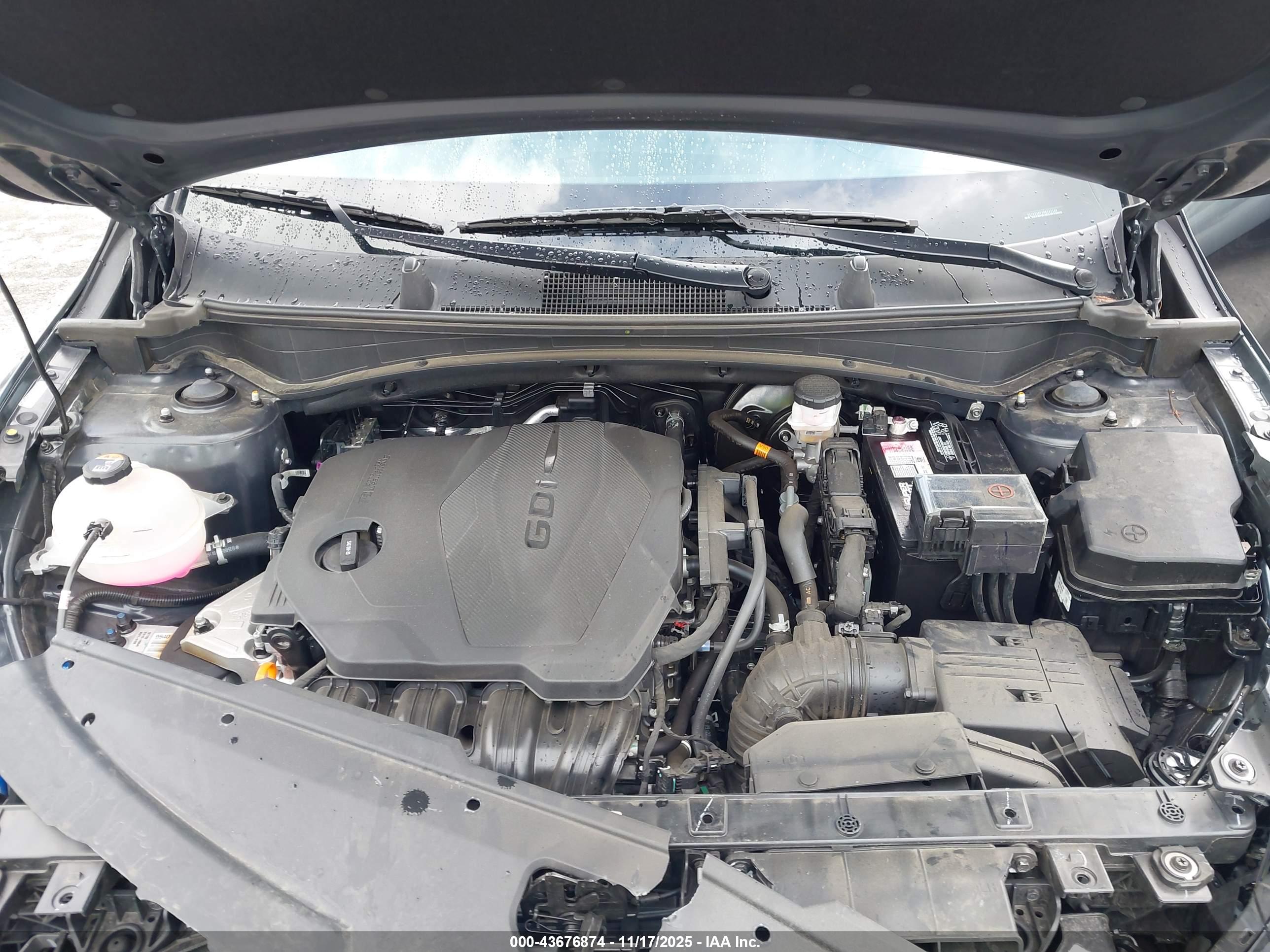 KIA SPORTAGE image 10