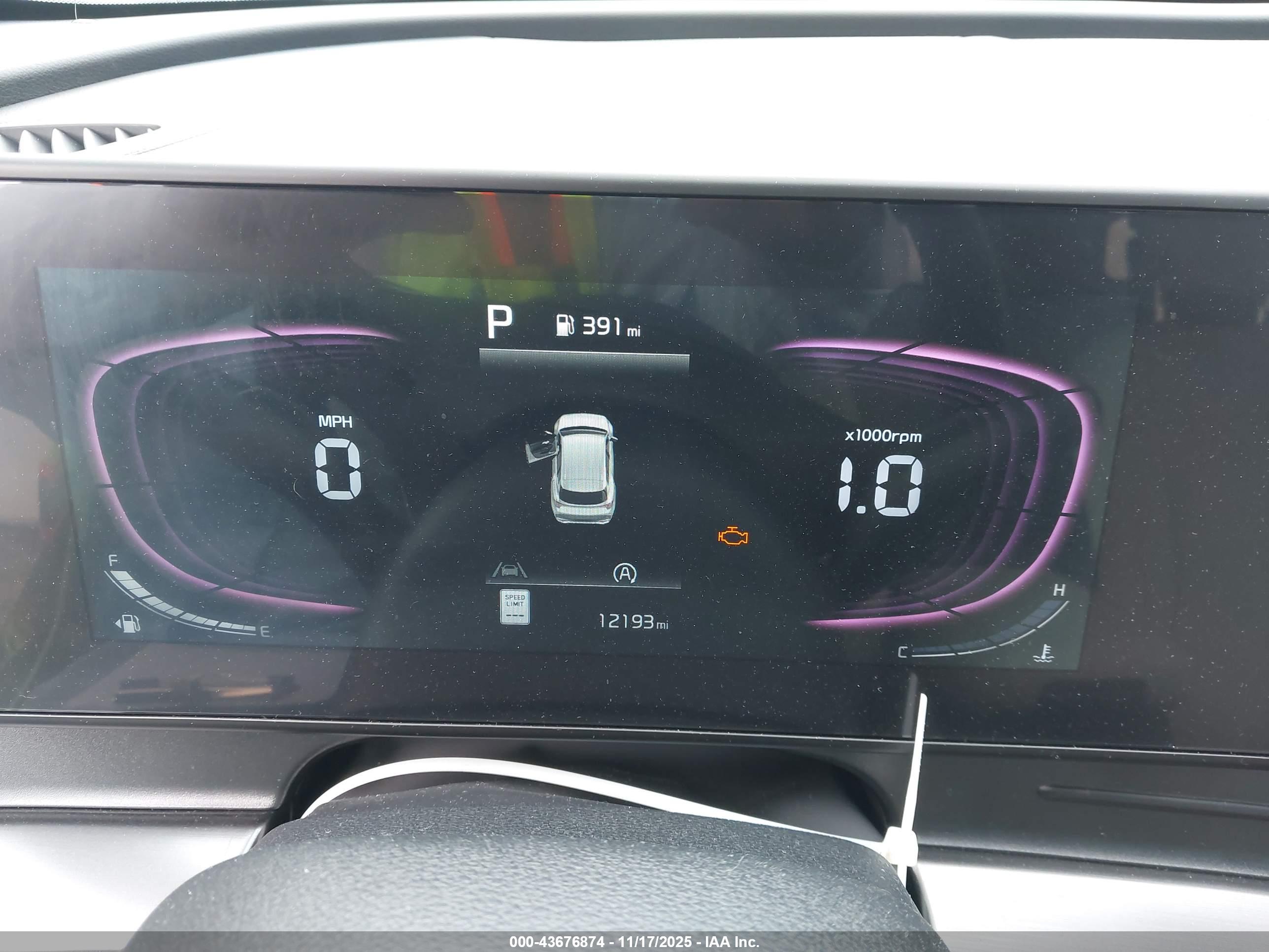 KIA SPORTAGE image 7