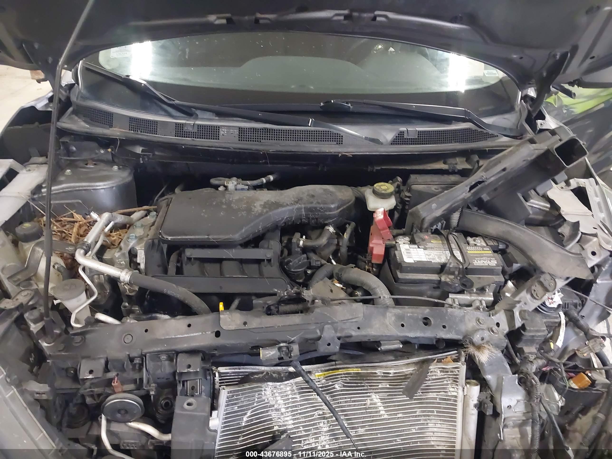 NISSAN ROGUE image 10