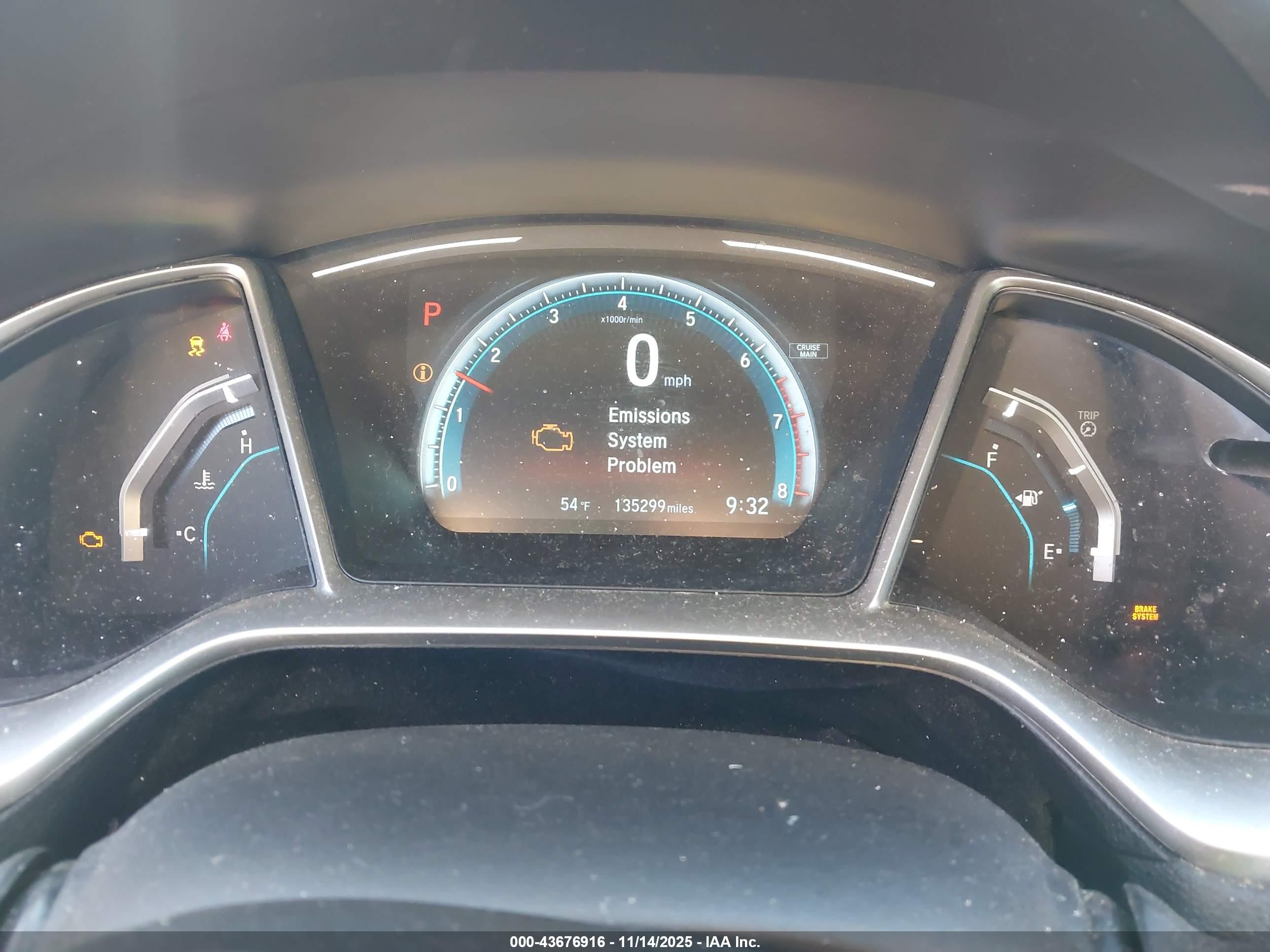HONDA CIVIC image 7