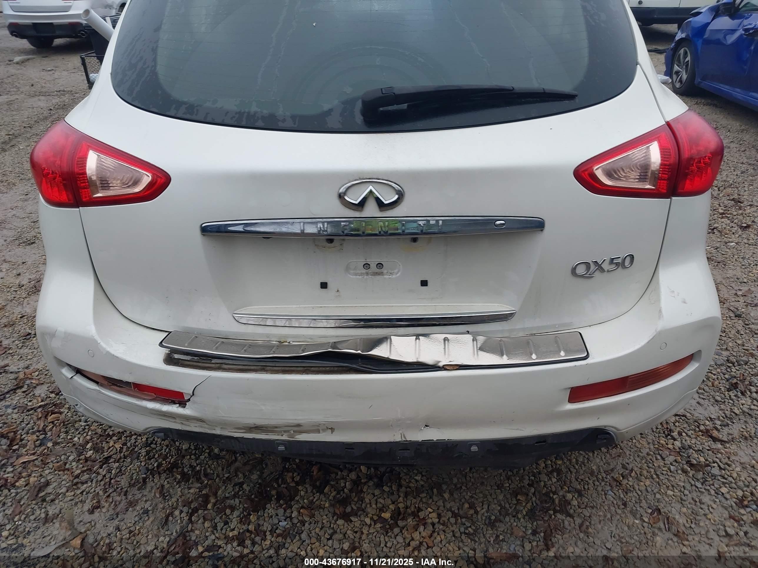 INFINITI QX50 image 6