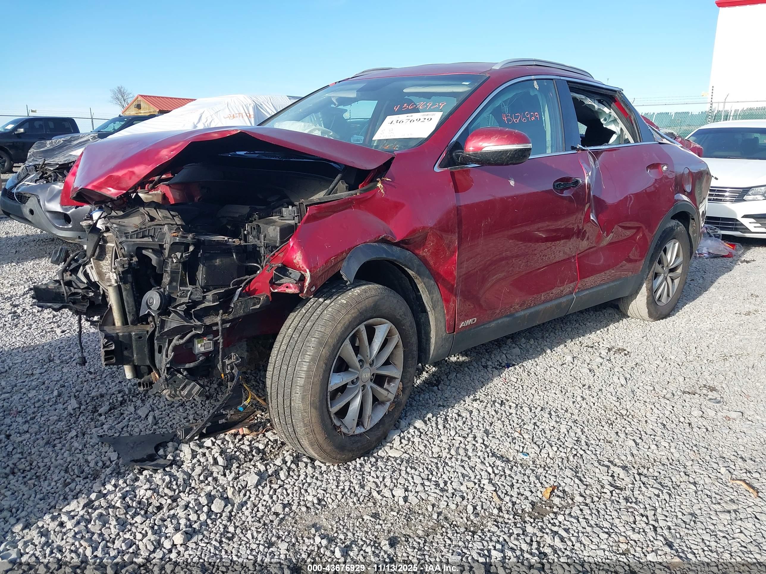 KIA SORENTO image 2