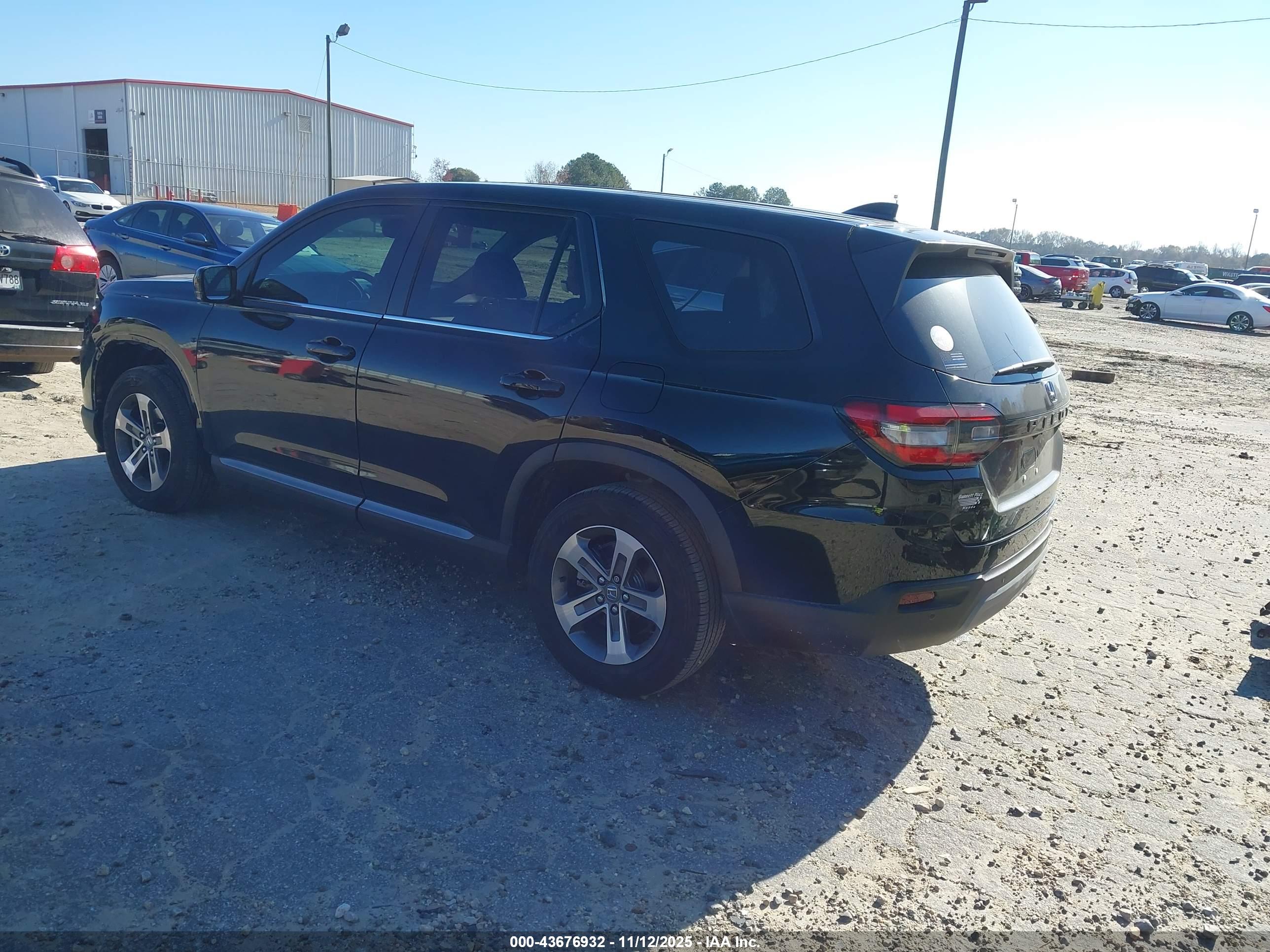 HONDA PILOT image 3