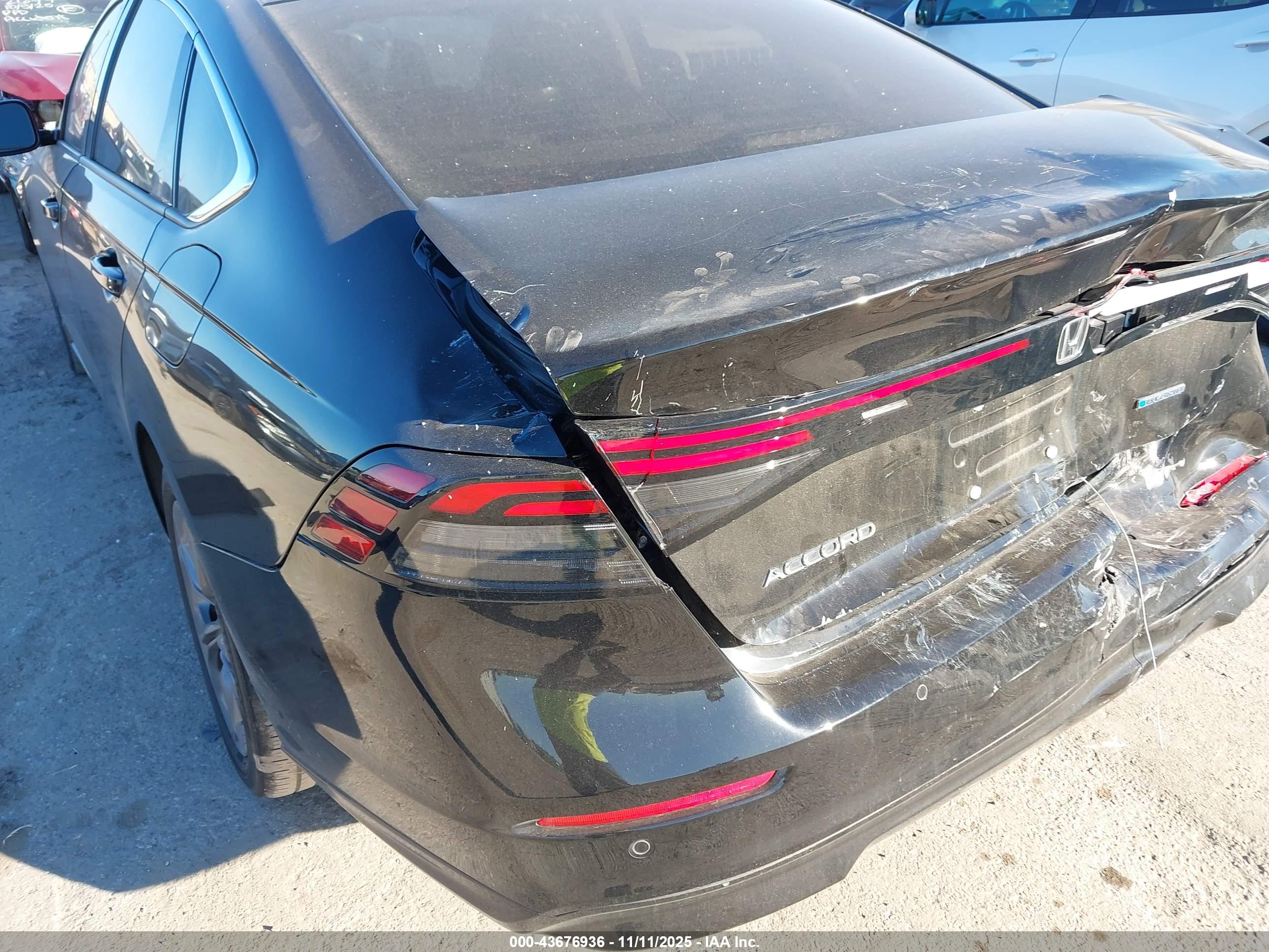 HONDA ACCORD image 6