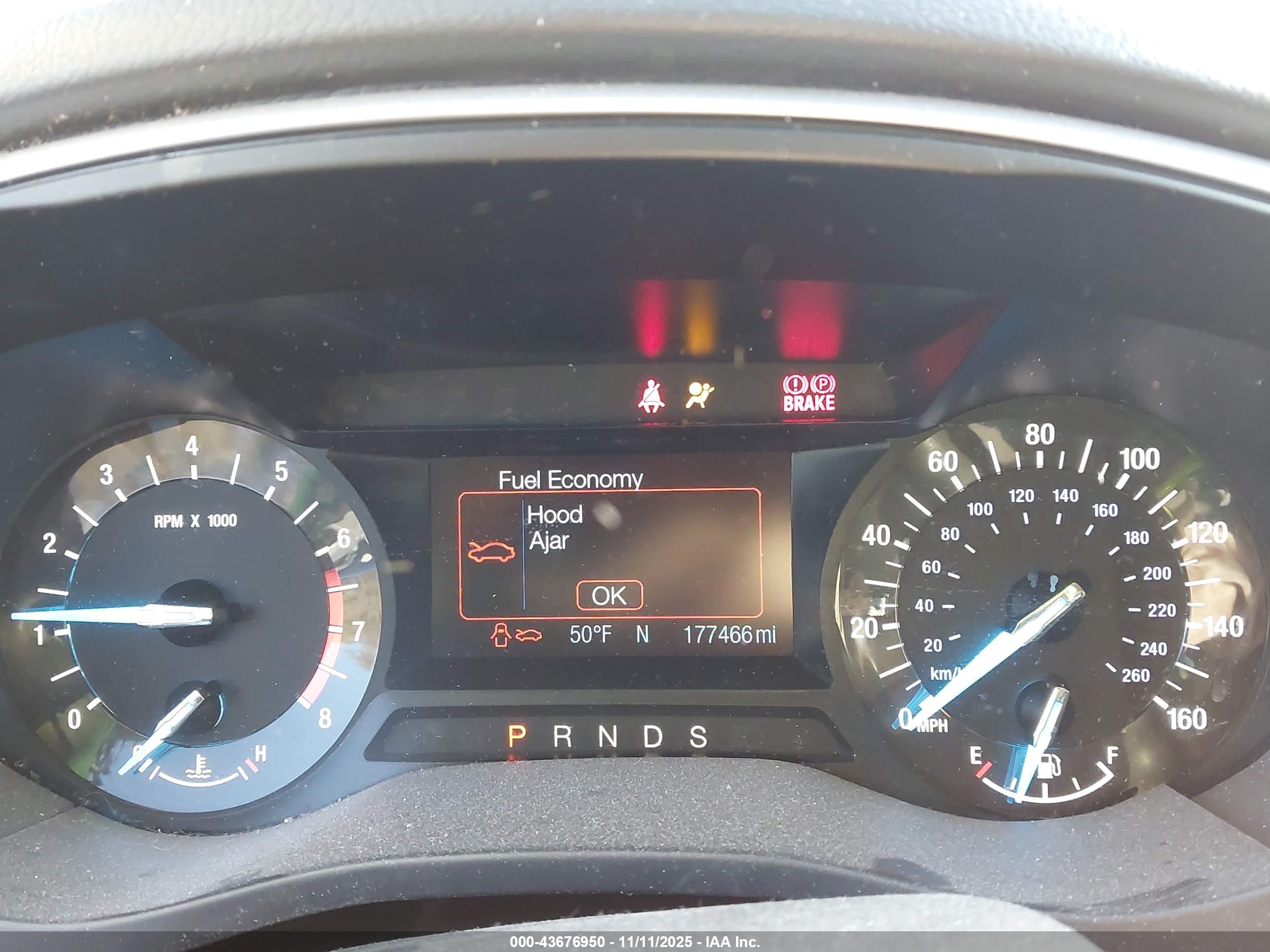 FORD FUSION image 7