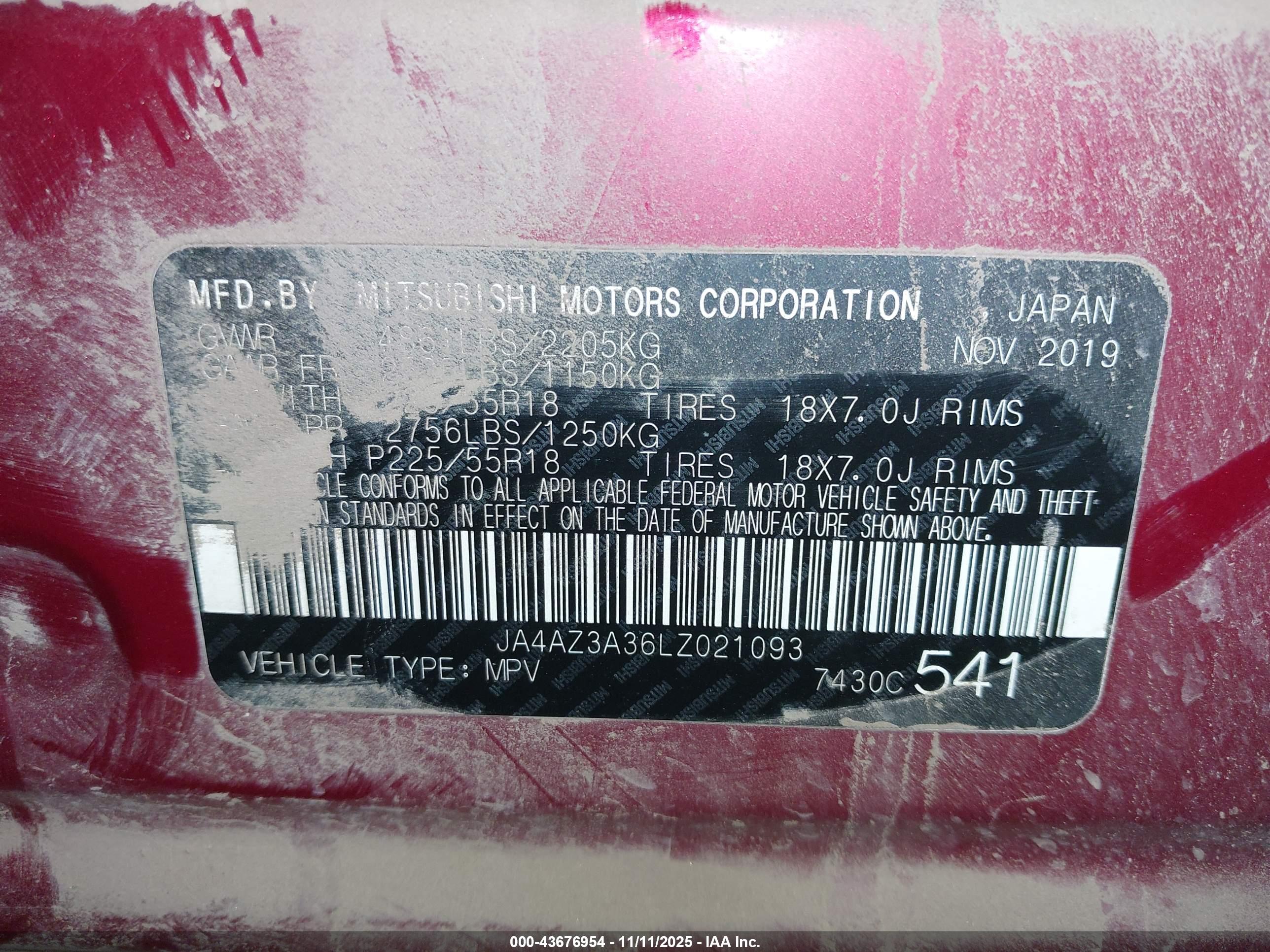 MITSUBISHI OUTLANDER image 9