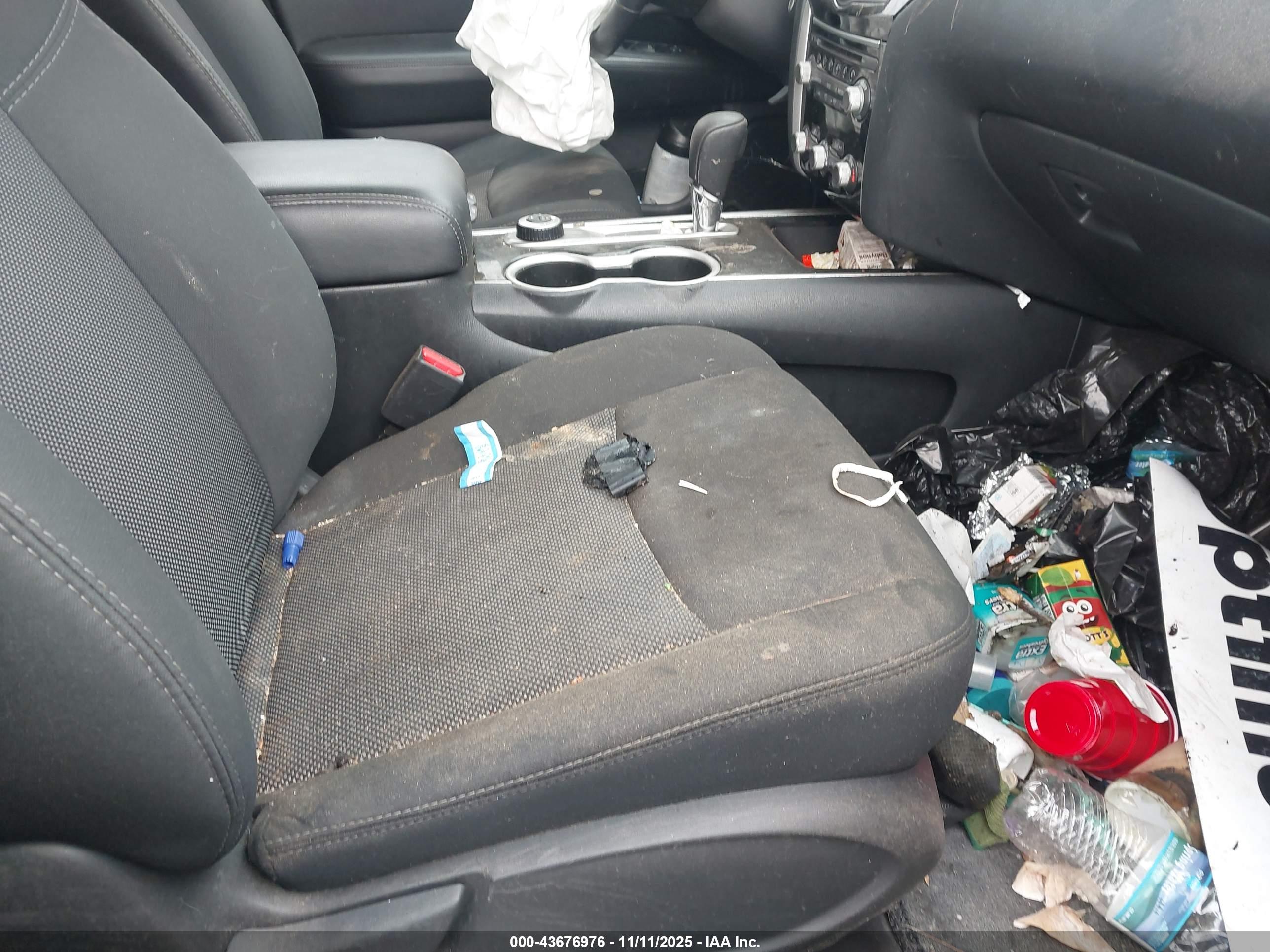 NISSAN PATHFINDER image 5