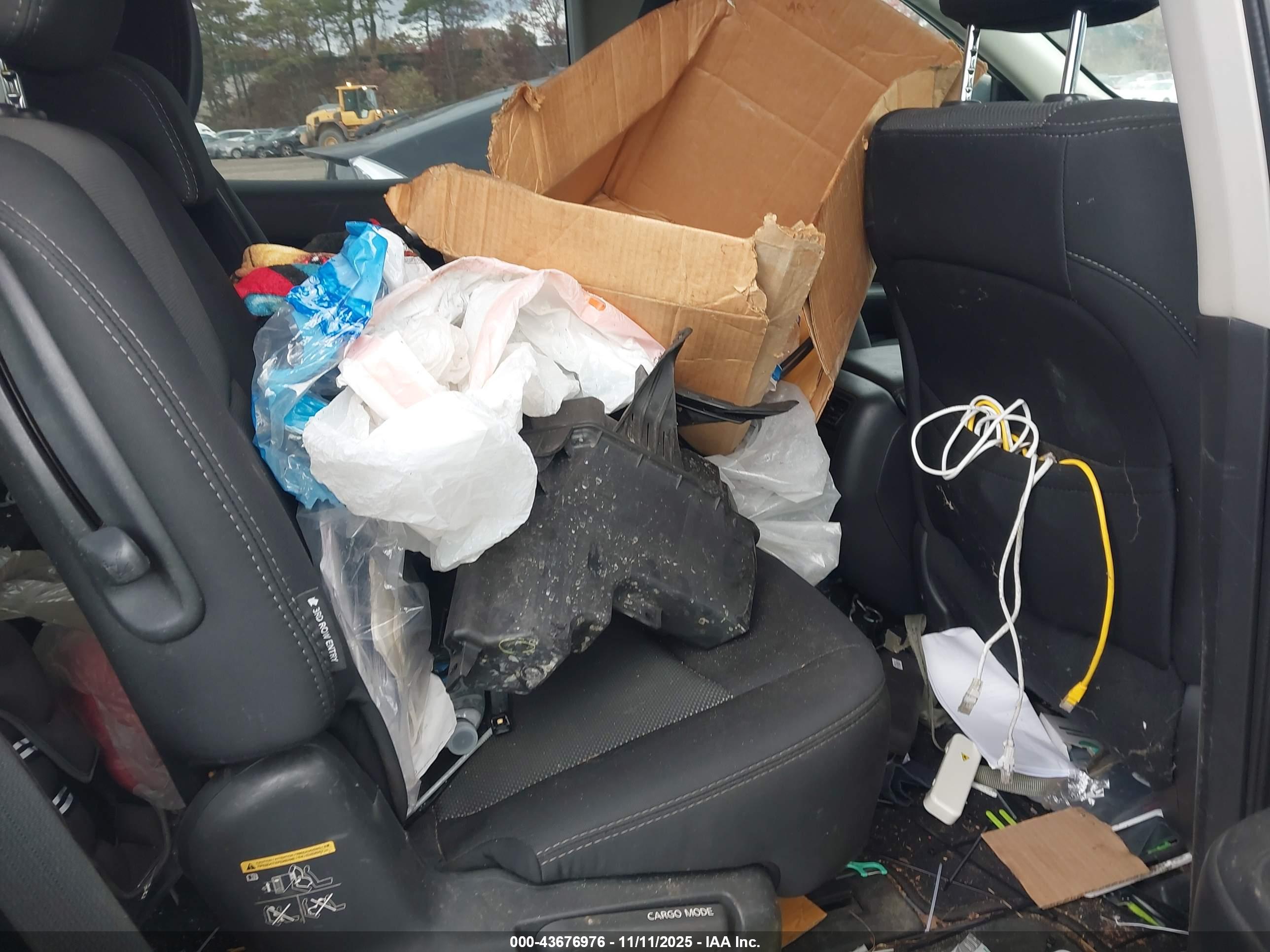 NISSAN PATHFINDER image 8