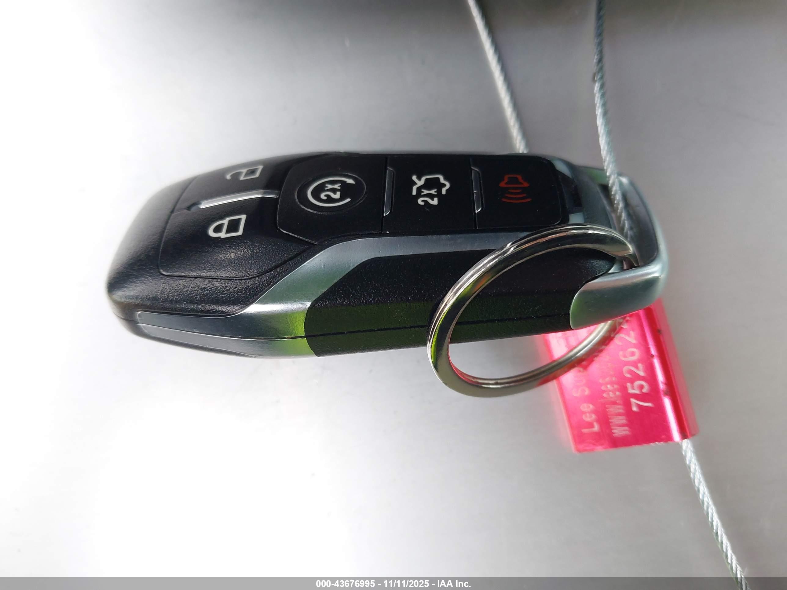 FORD FUSION image 11