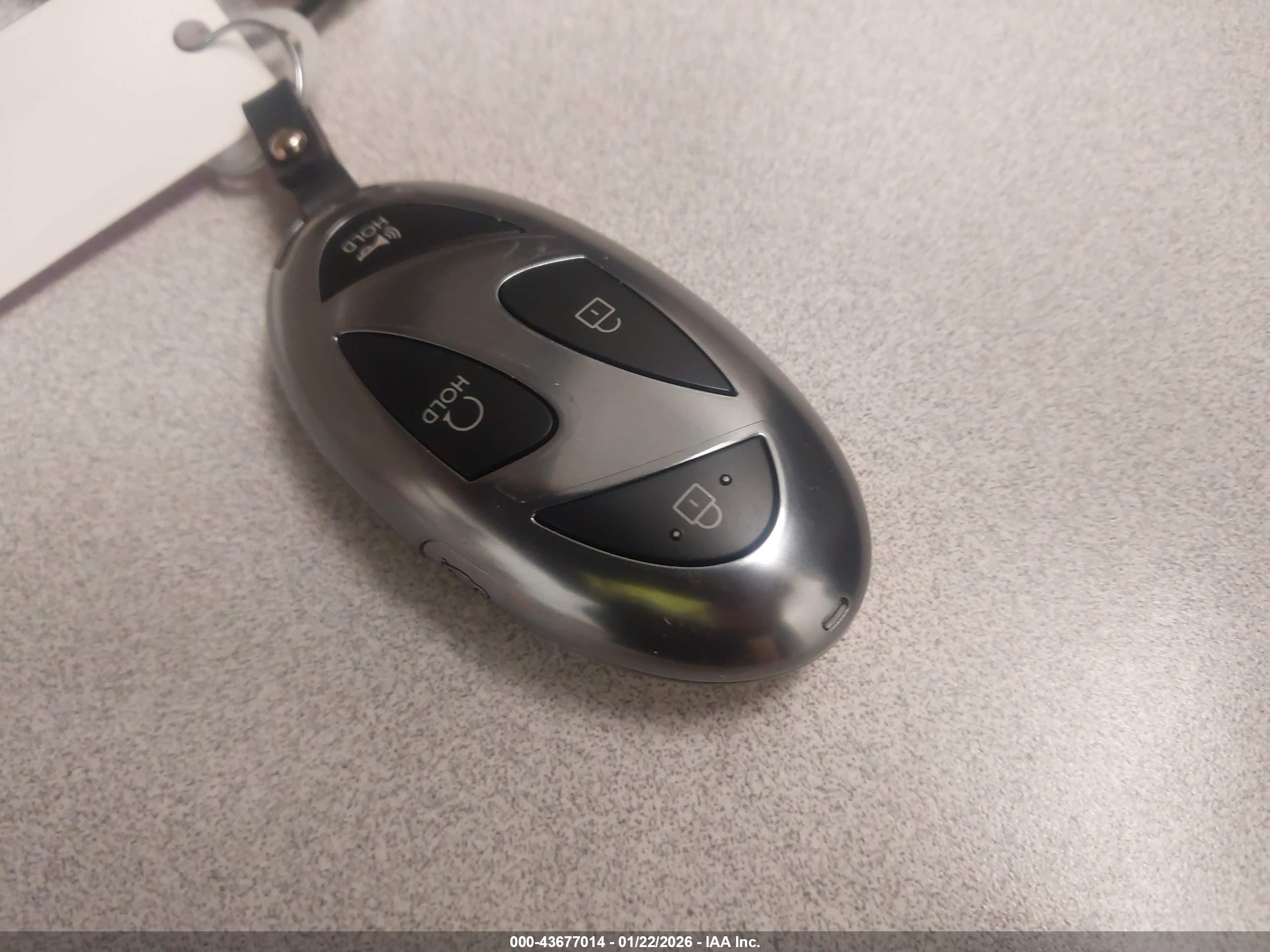HYUNDAI ELANTRA image 11