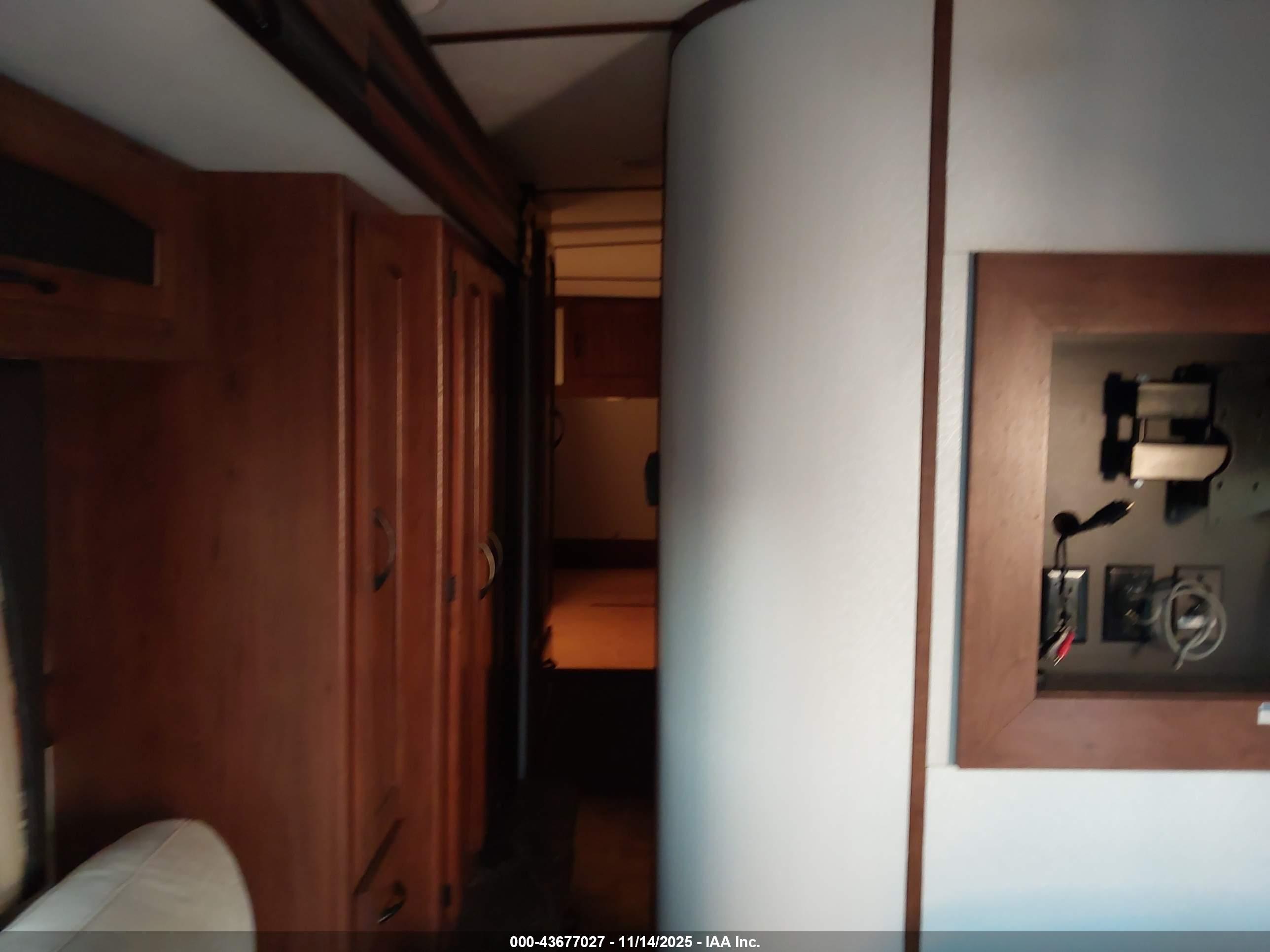 JAYCO WHITE image 5