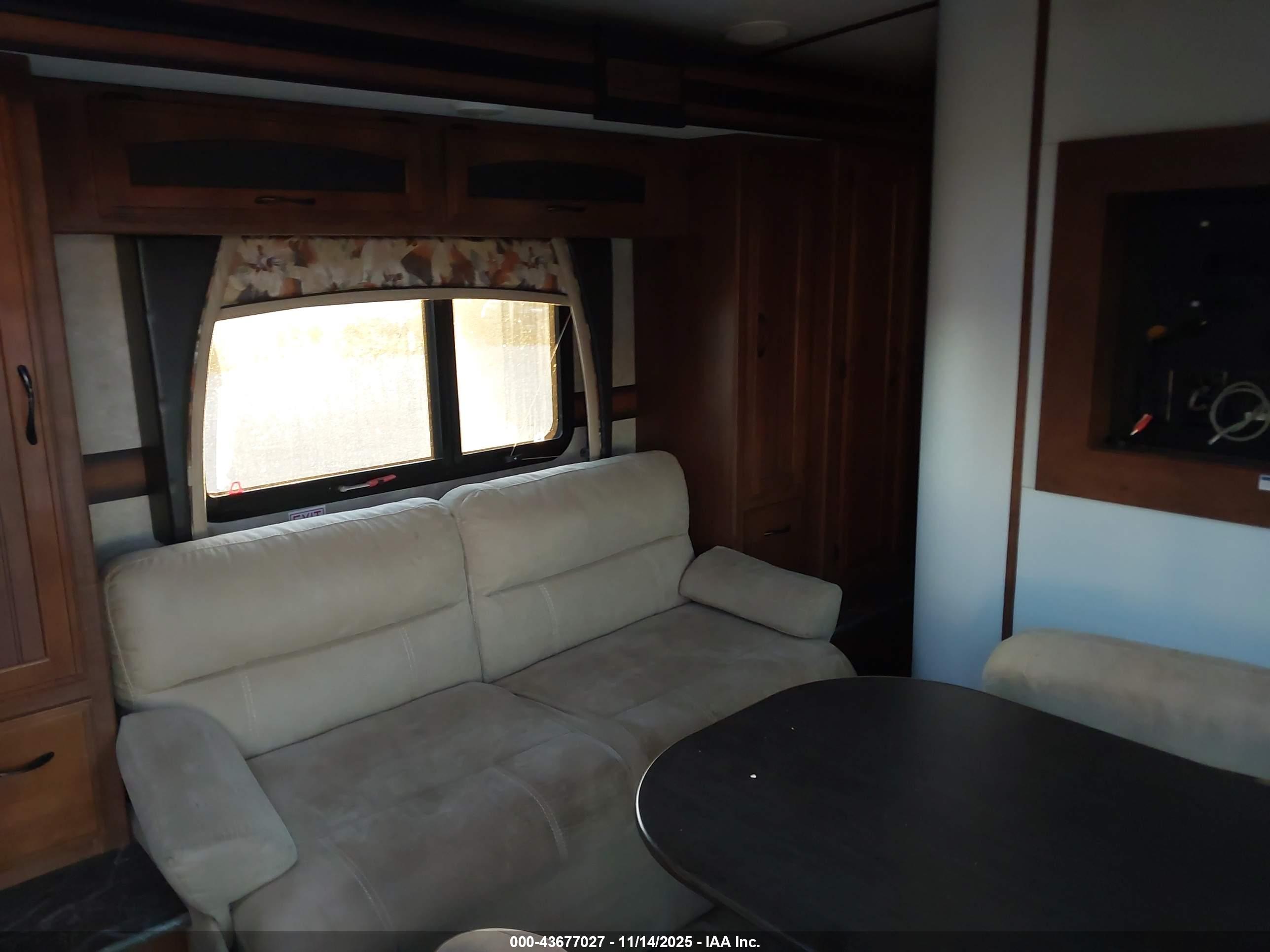 JAYCO WHITE image 7