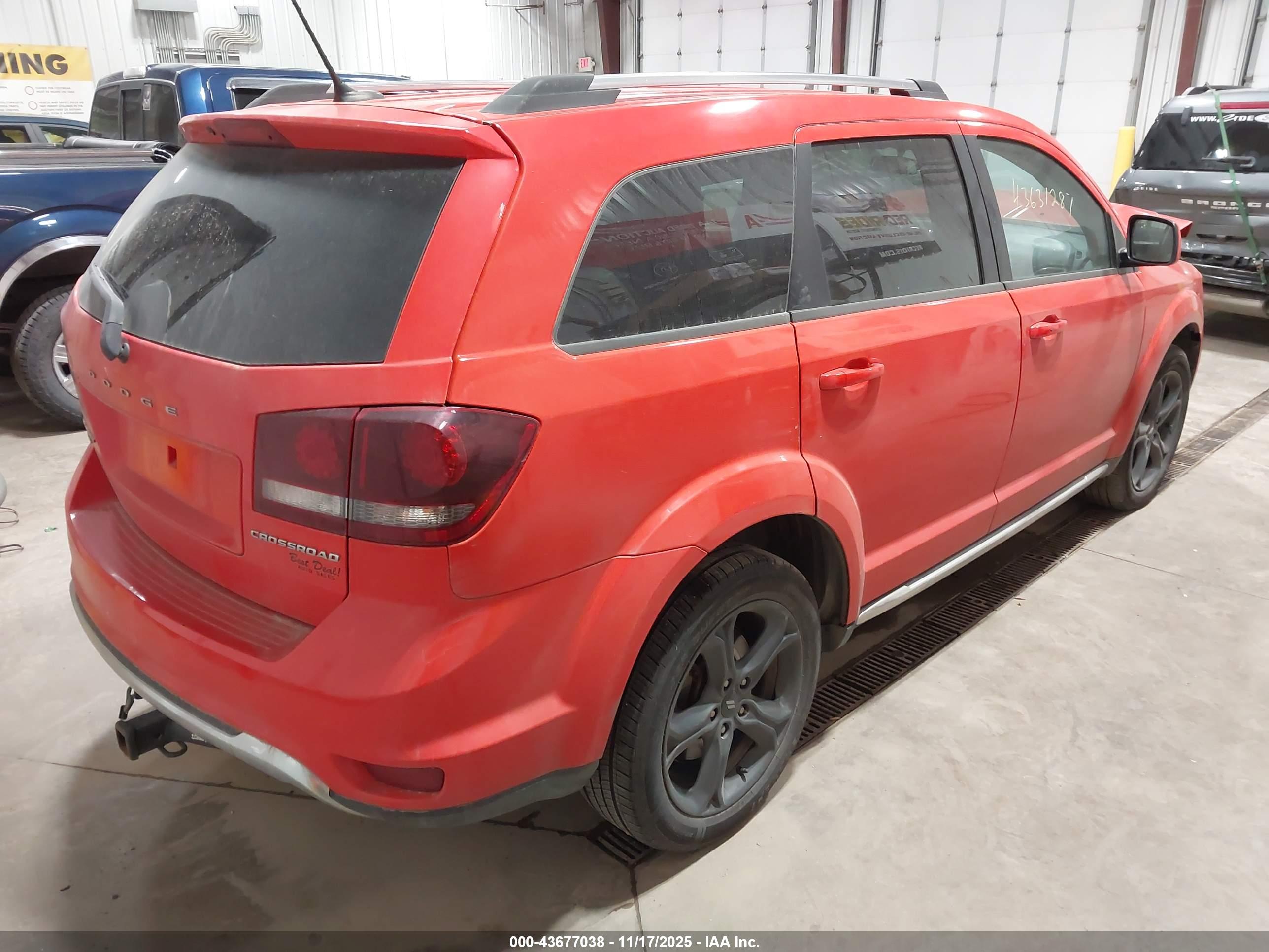 DODGE JOURNEY image 4