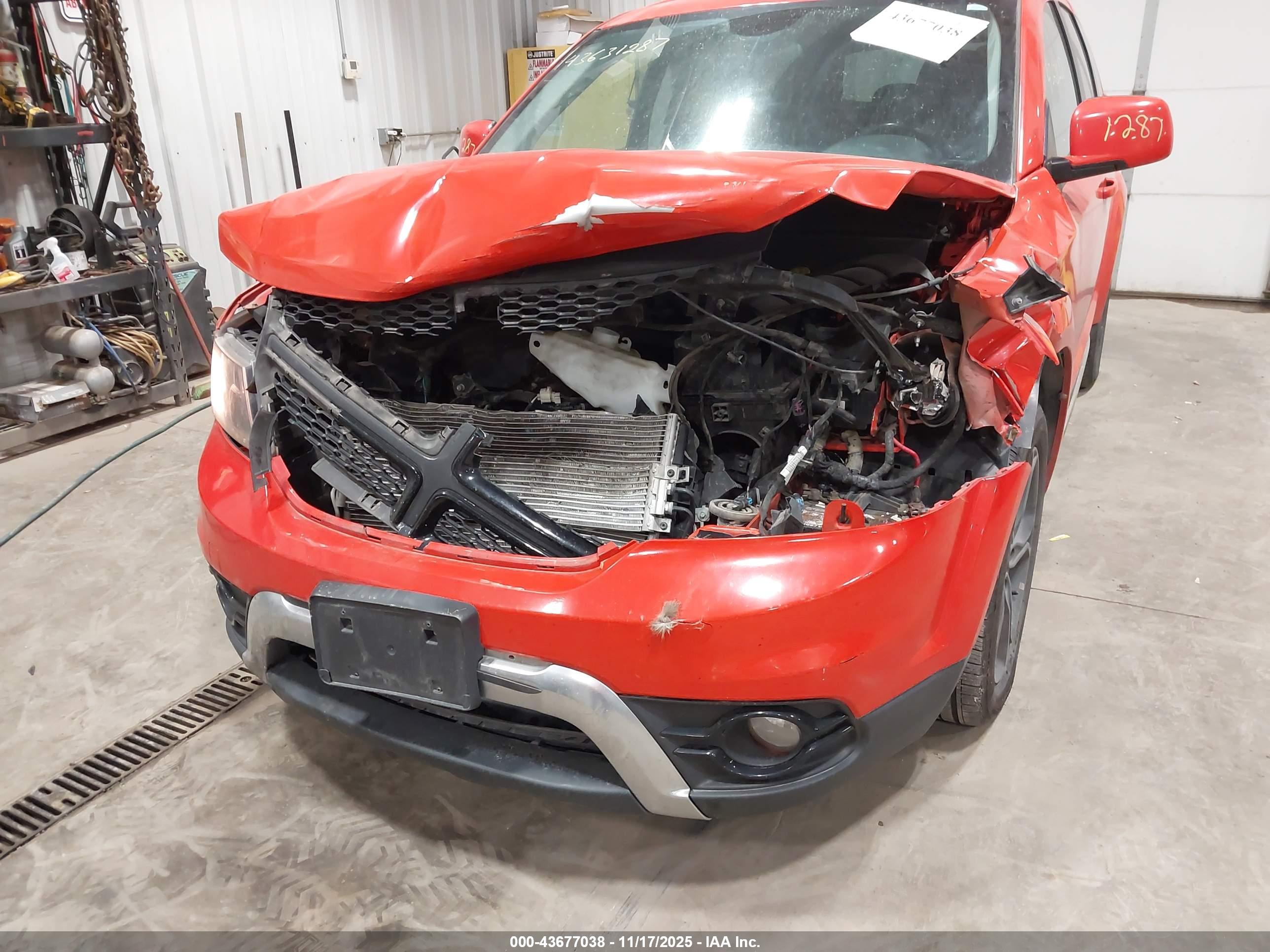DODGE JOURNEY image 6