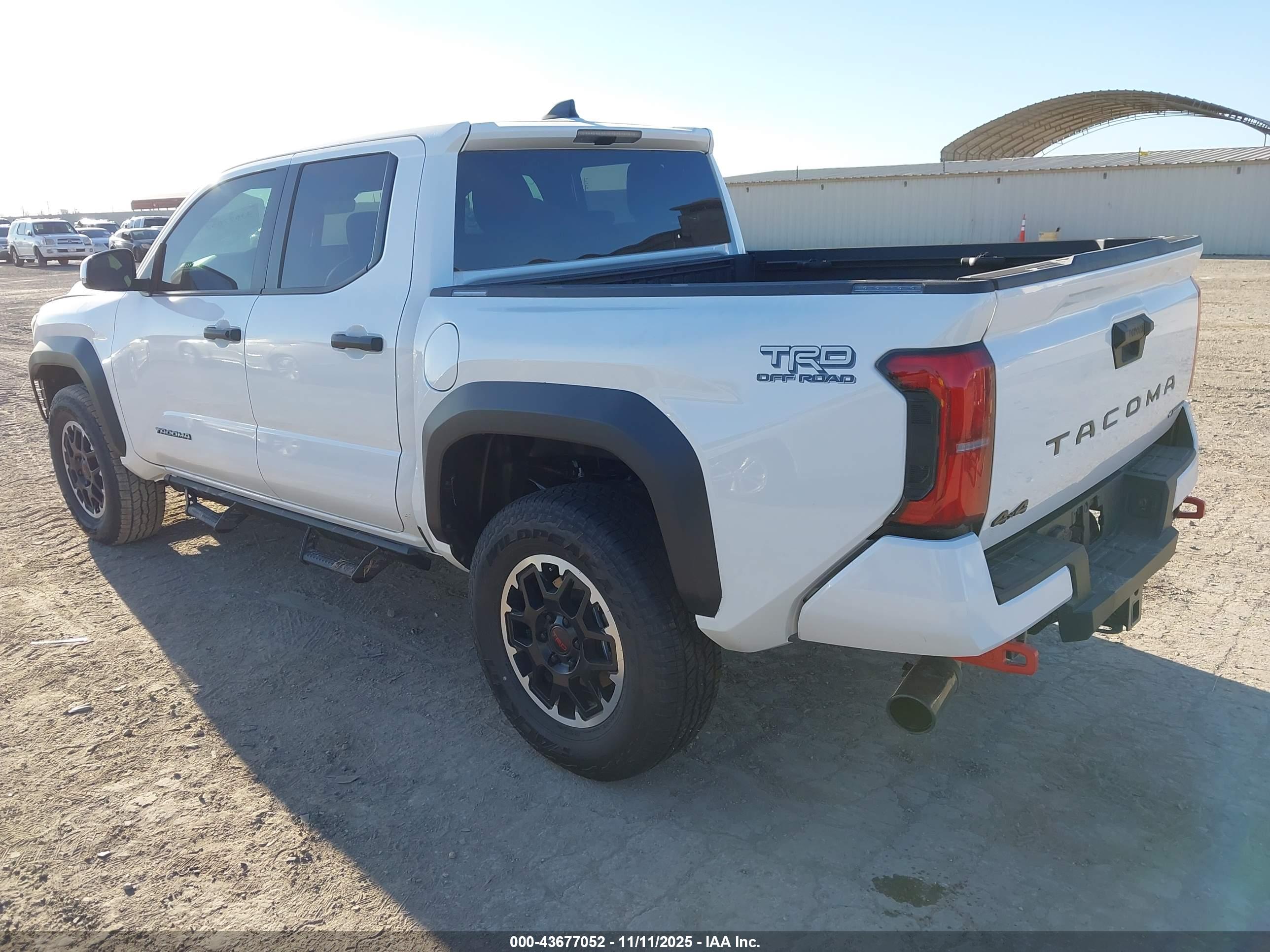 TOYOTA TACOMA image 3