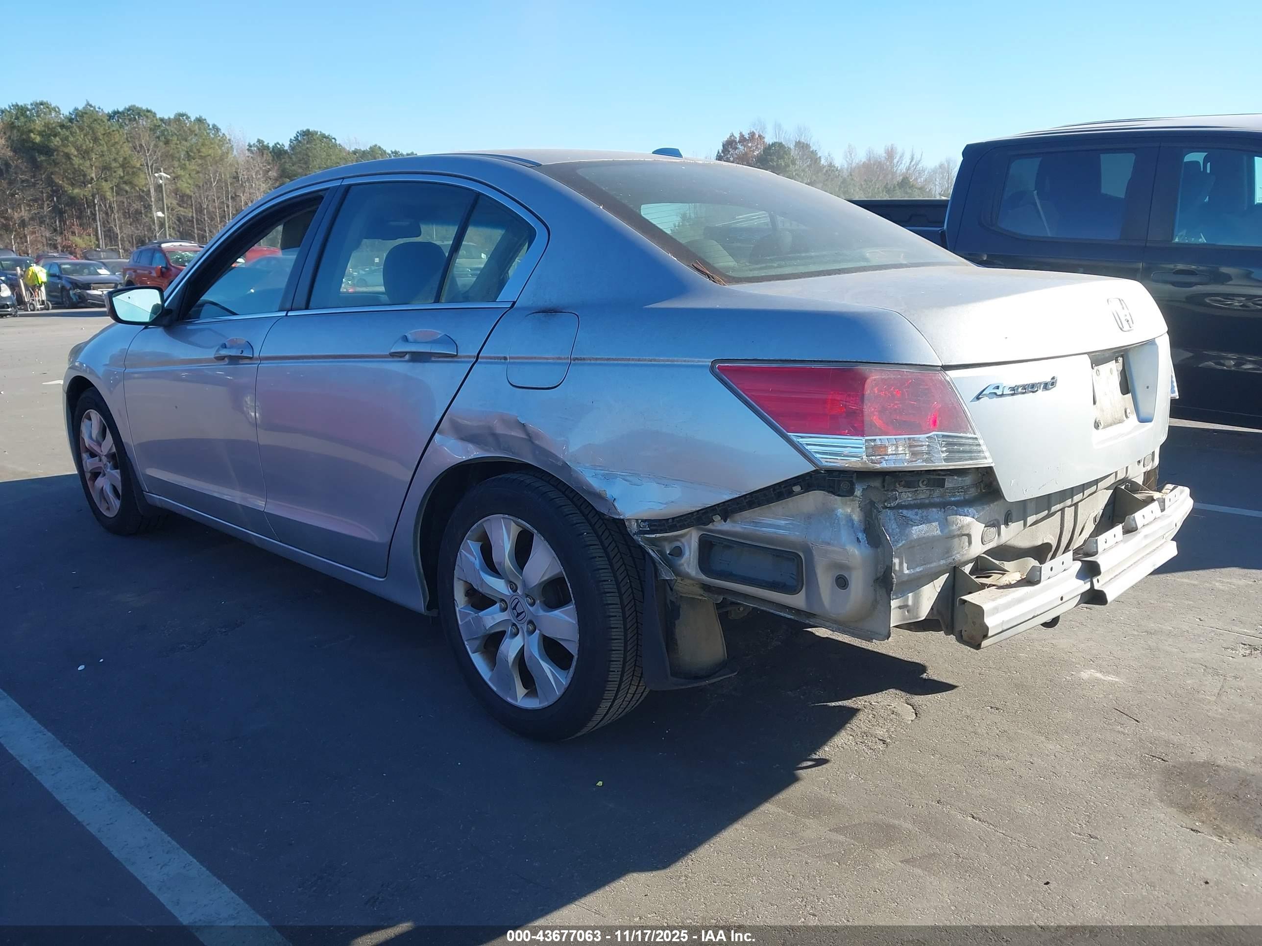 HONDA ACCORD image 3