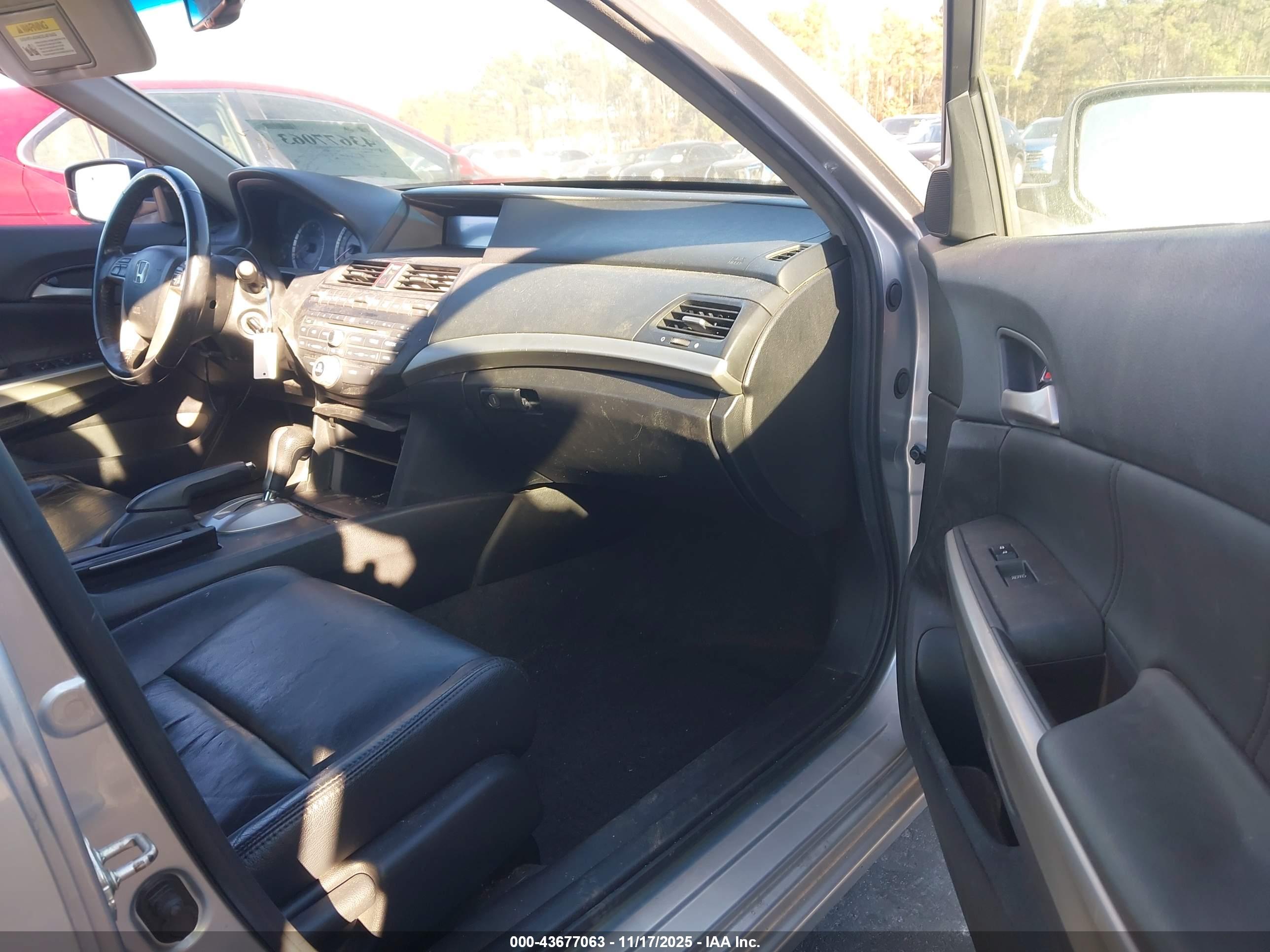 HONDA ACCORD image 5