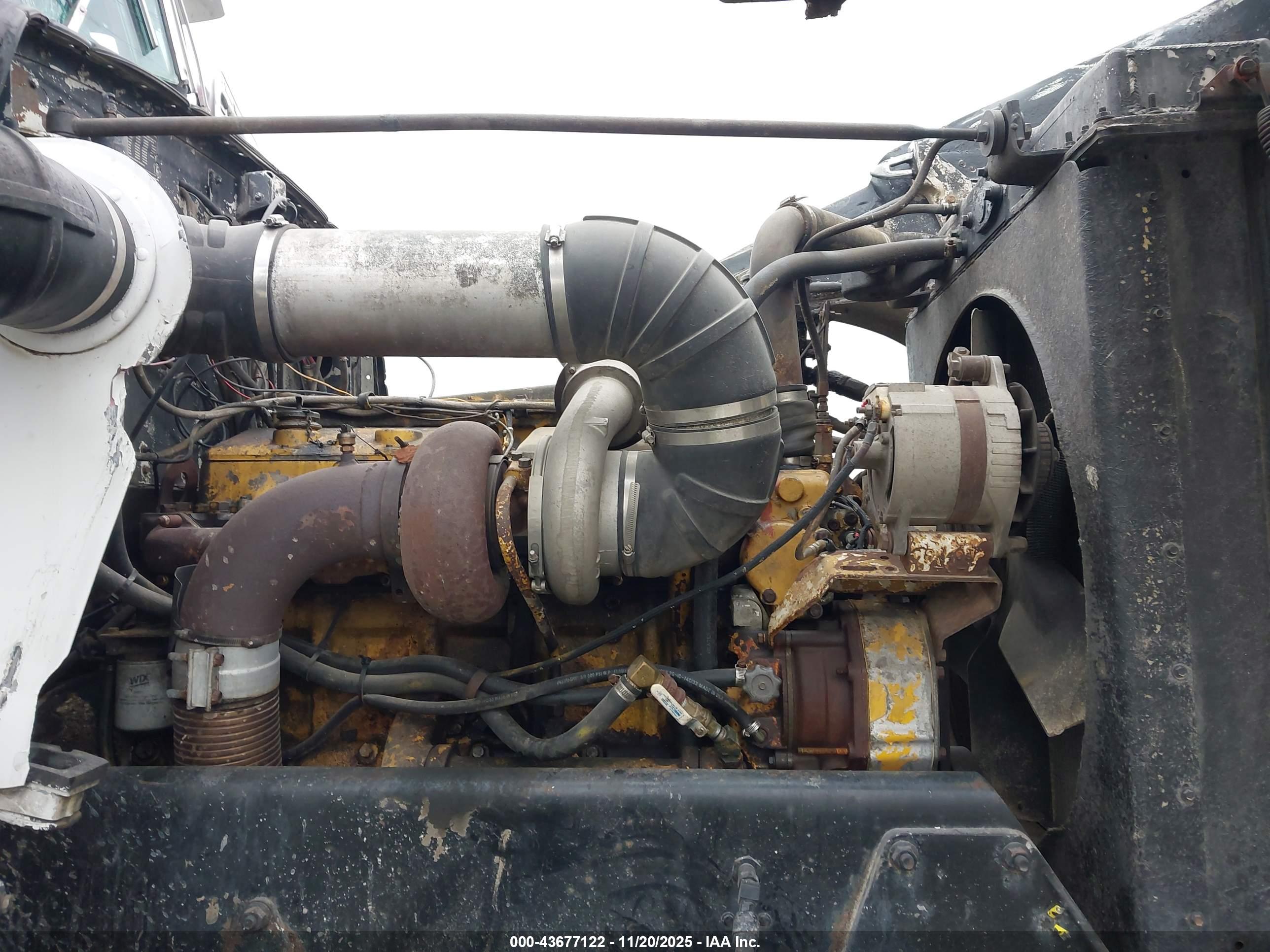 PETERBILT 359 image 10