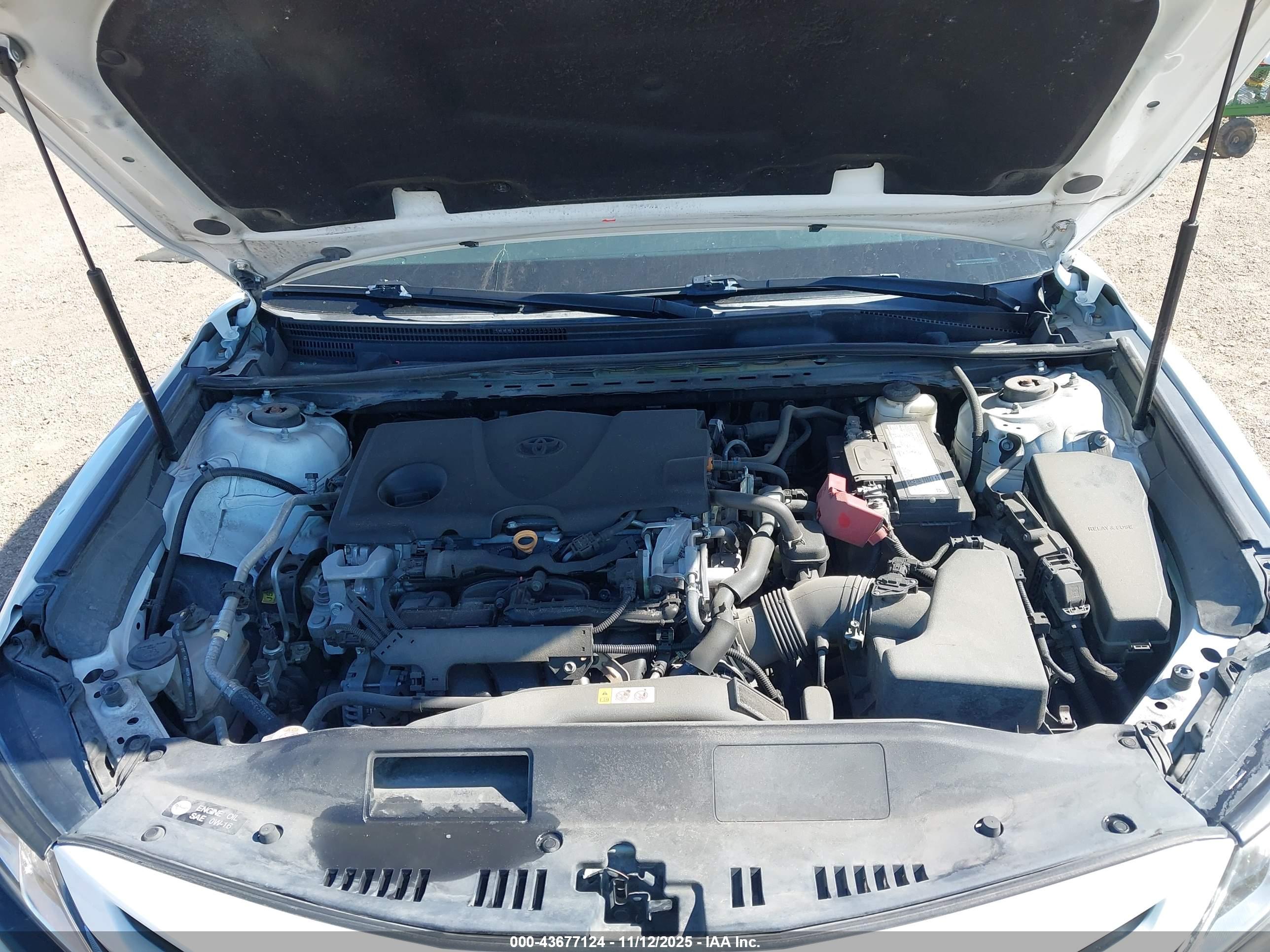 TOYOTA CAMRY image 10