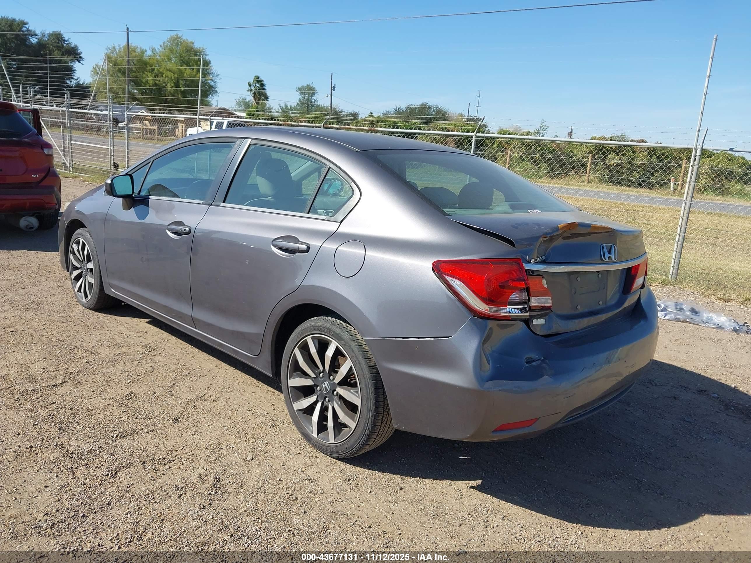 HONDA CIVIC image 3