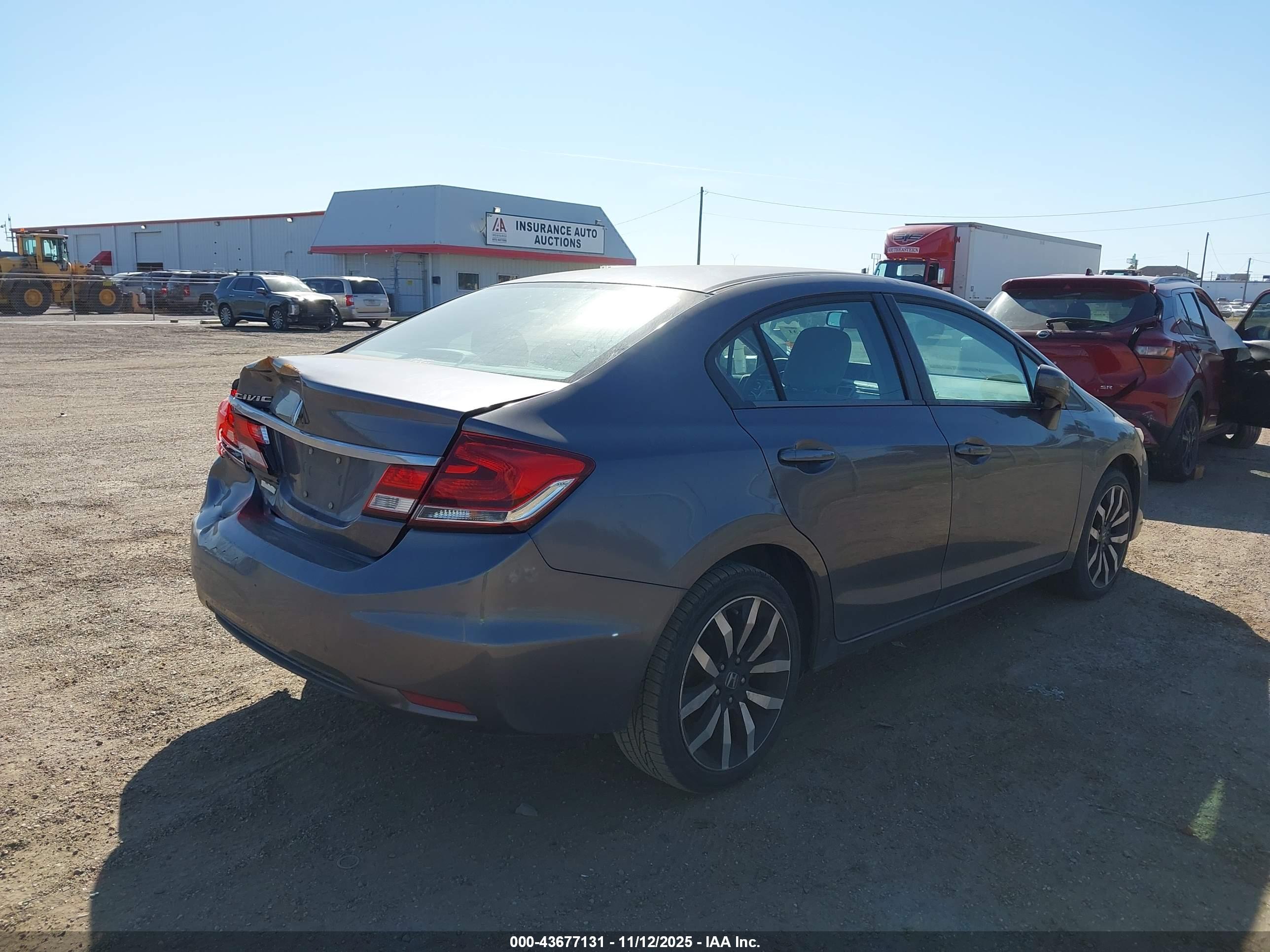 HONDA CIVIC image 4