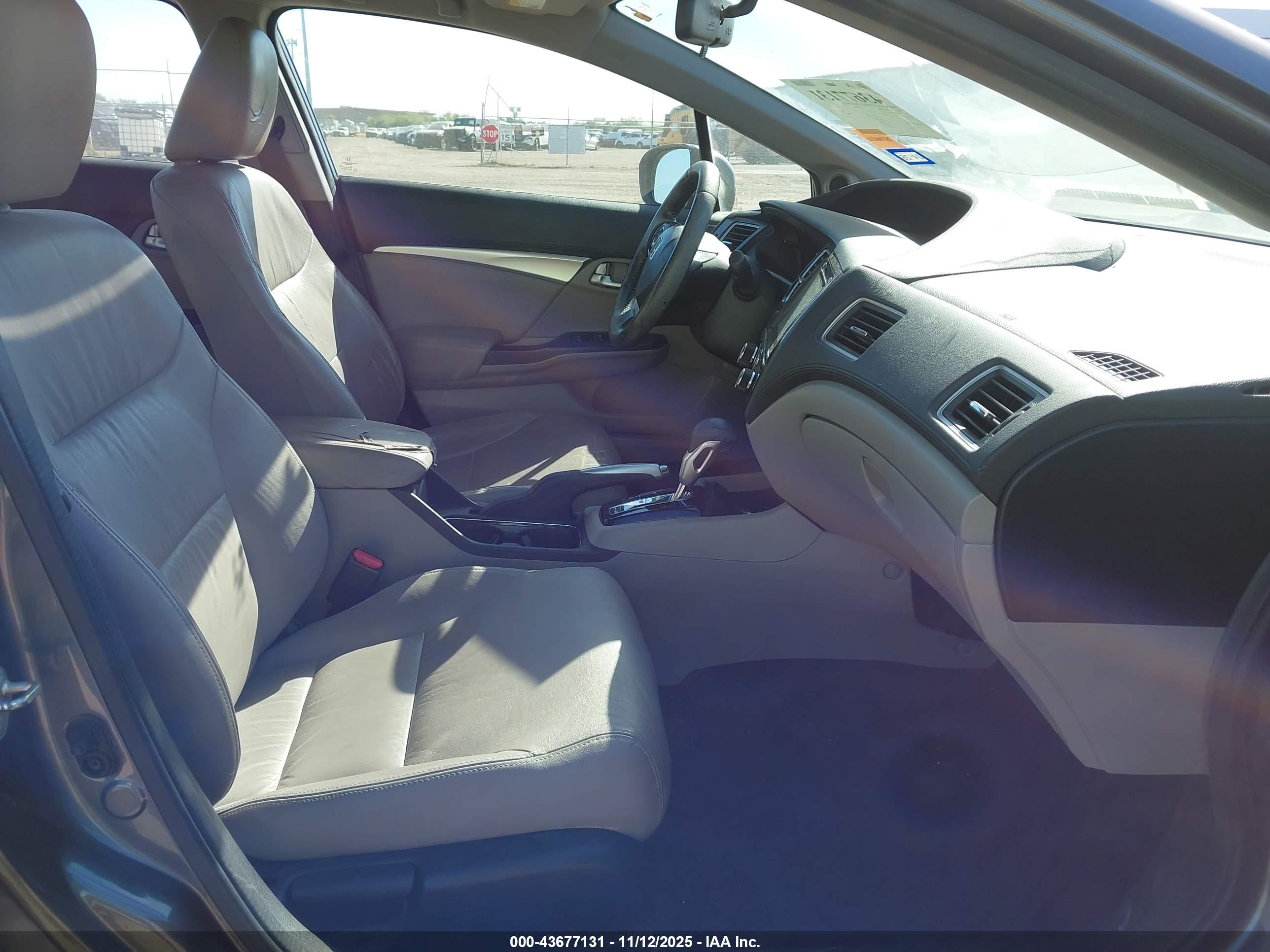 HONDA CIVIC image 5
